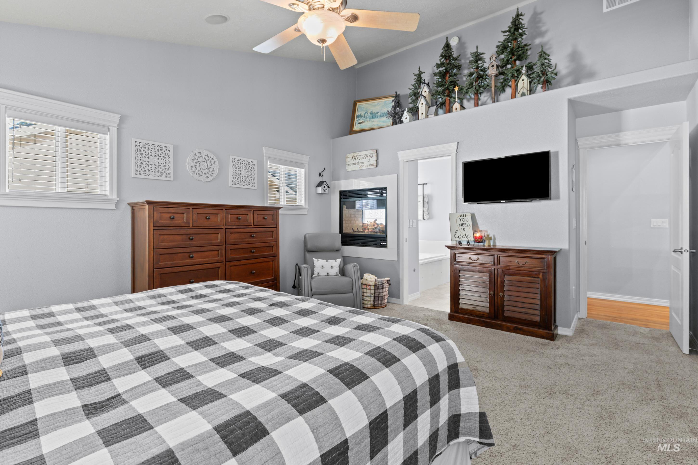 5521 N Mendelson Ave., Meridian, Idaho 83646, 4 Bedrooms, 2.5 Bathrooms, Residential For Sale, Price $579,000,MLS 98984026