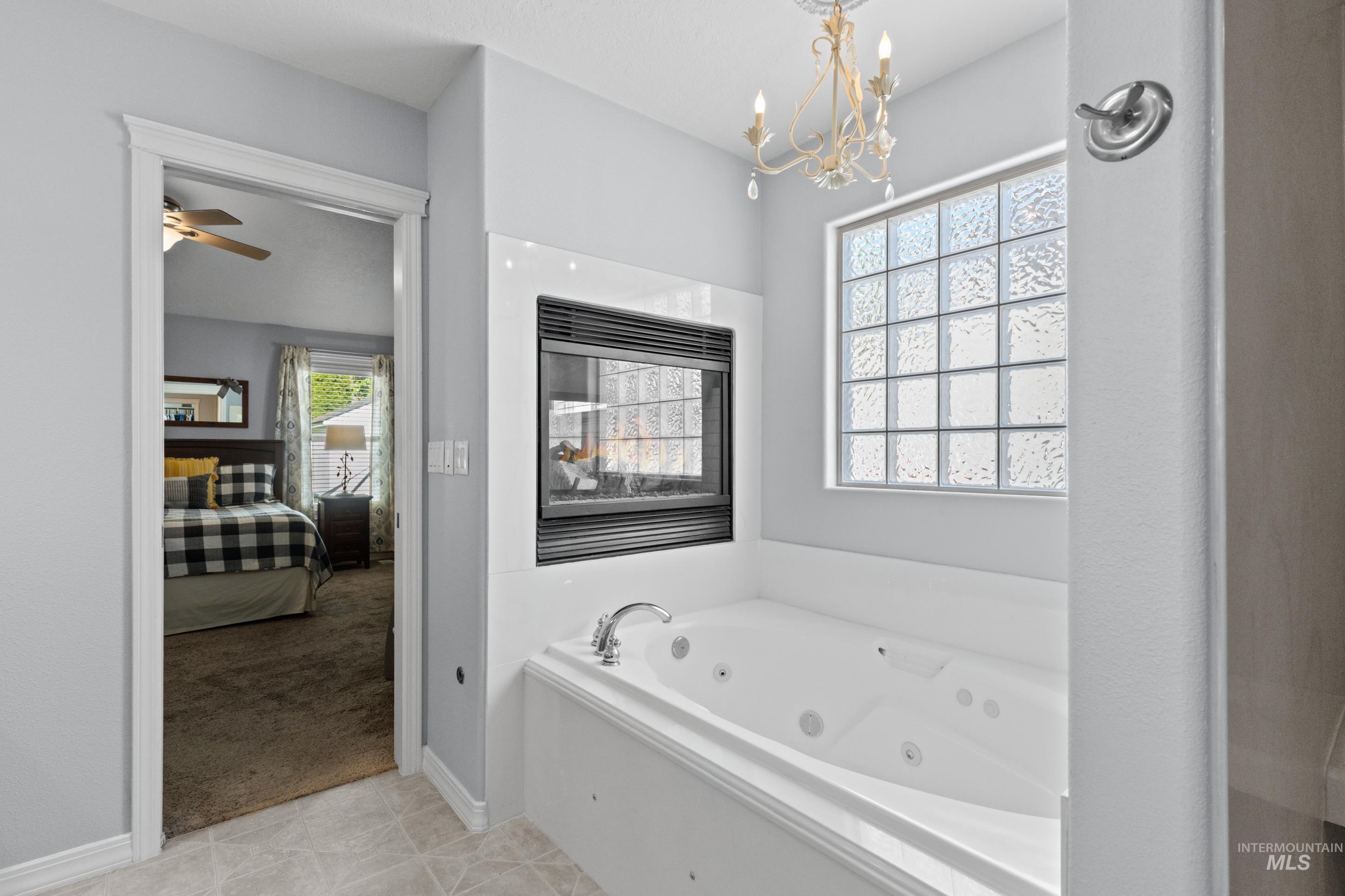 5521 N Mendelson Ave., Meridian, Idaho 83646, 4 Bedrooms, 2.5 Bathrooms, Residential For Sale, Price $579,000,MLS 98984026