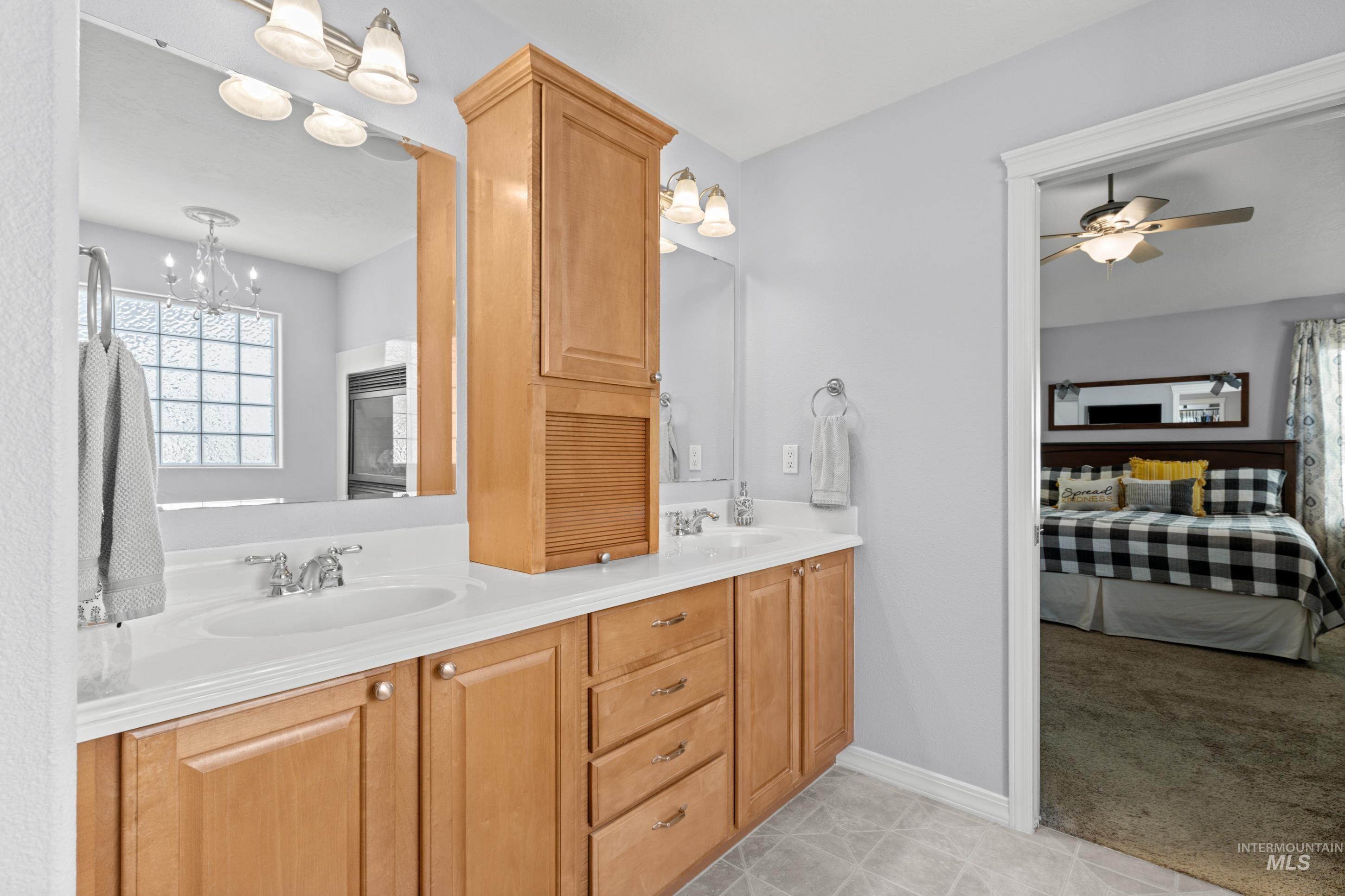 5521 N Mendelson Ave., Meridian, Idaho 83646, 4 Bedrooms, 2.5 Bathrooms, Residential For Sale, Price $579,000,MLS 98984026