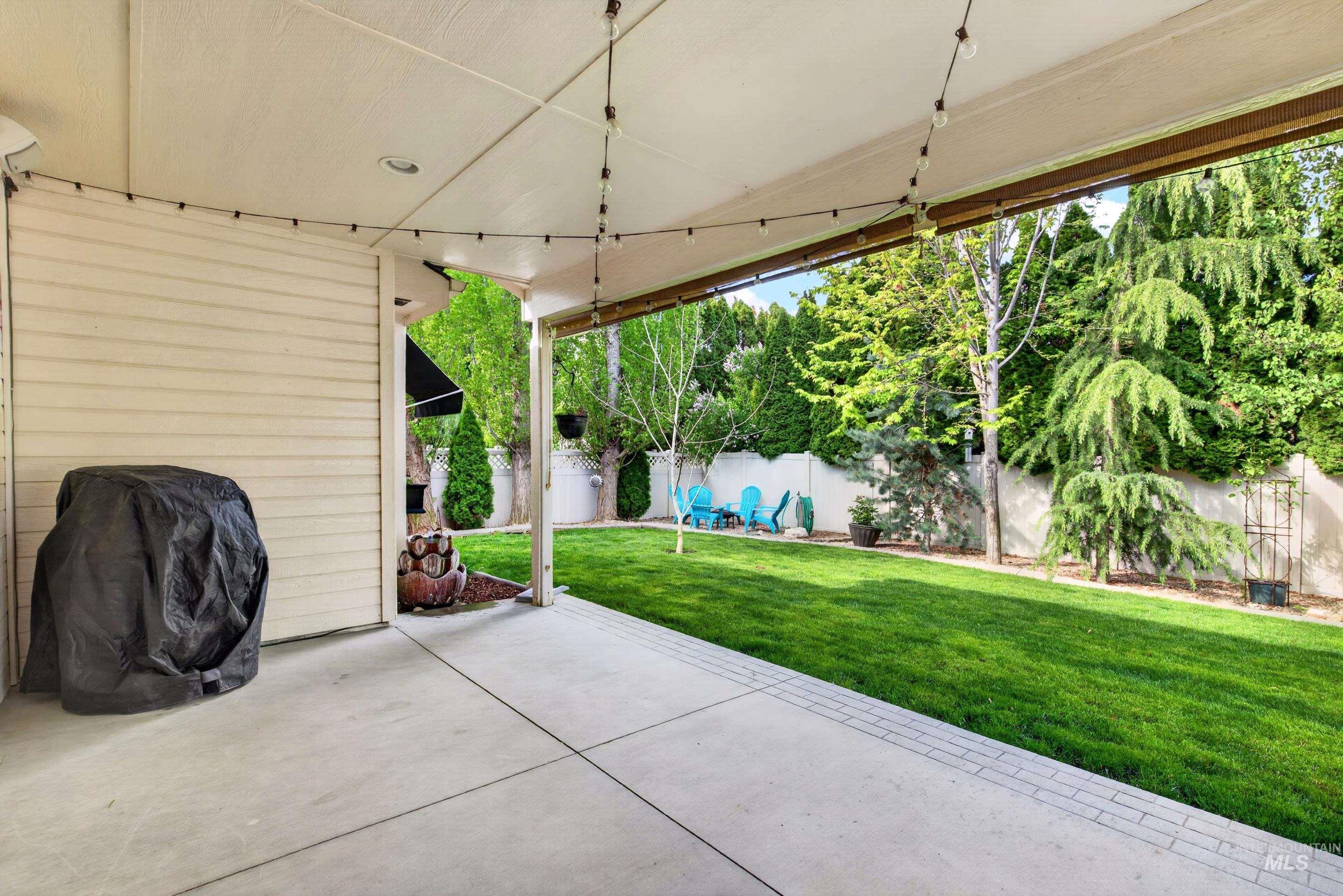 5521 N Mendelson Ave., Meridian, Idaho 83646, 4 Bedrooms, 2.5 Bathrooms, Residential For Sale, Price $579,000,MLS 98984026