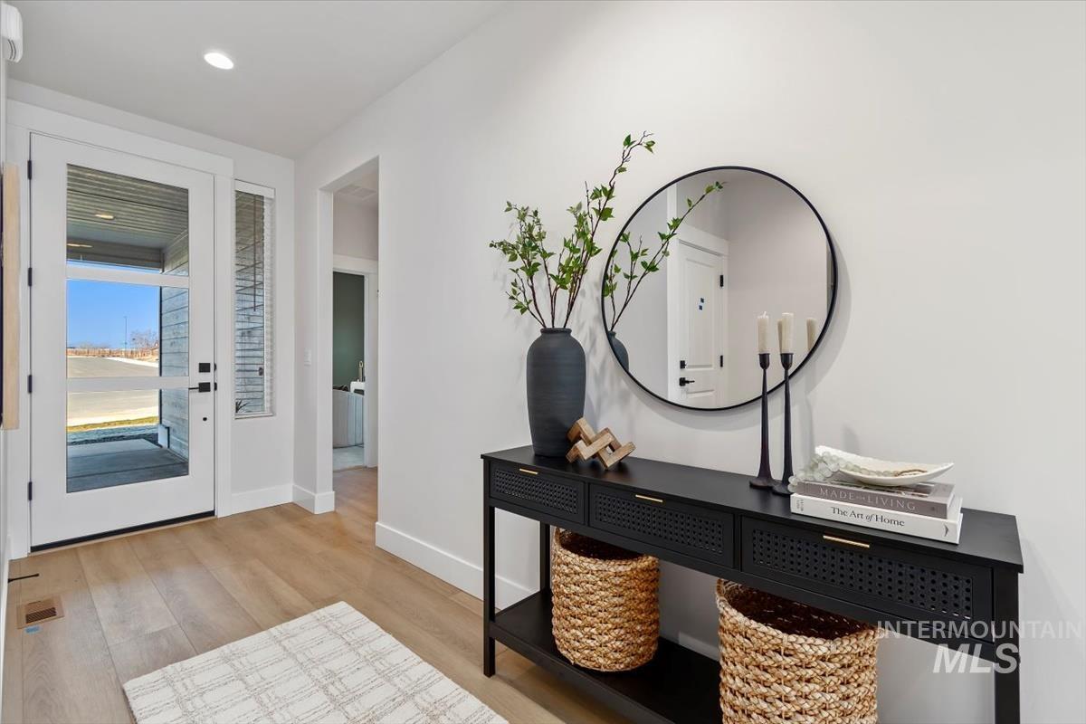 4301 Tropic Way, Caldwell, Idaho 83607, 3 Bedrooms, 2 Bathrooms, Residential For Sale, Price $459,880,MLS 98984027