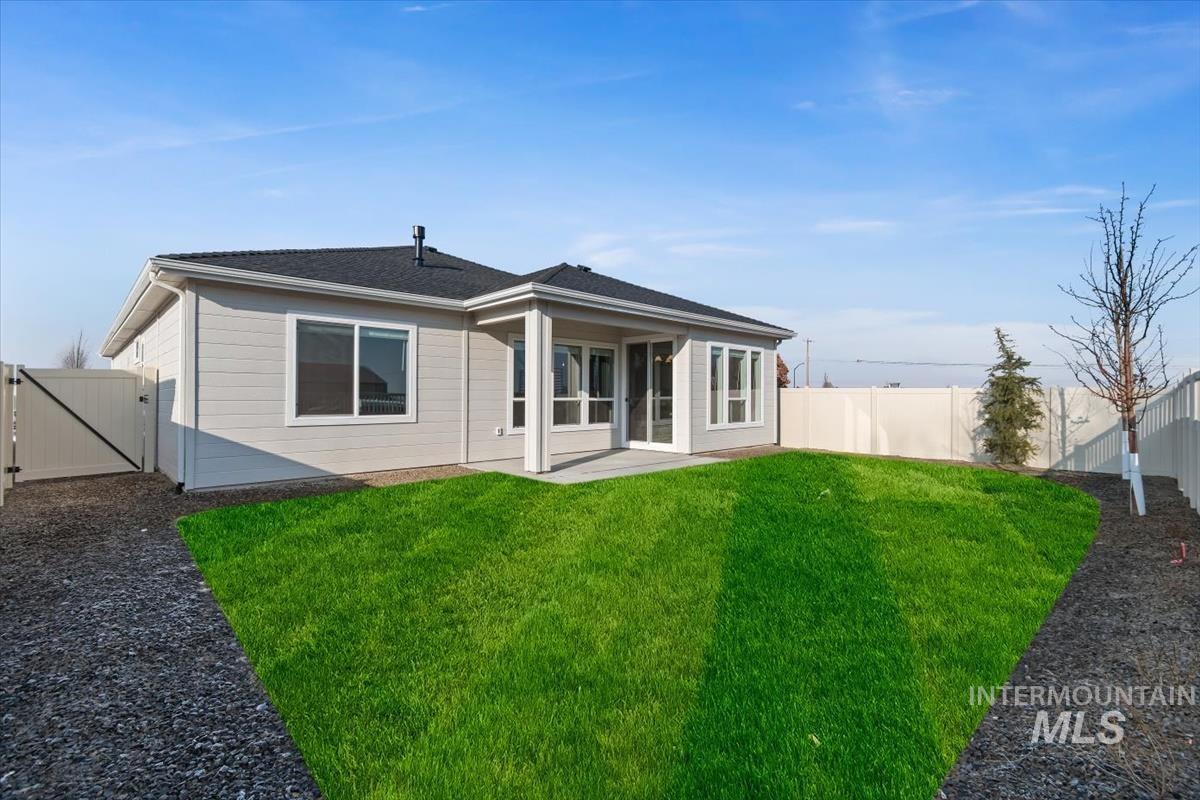 4301 Tropic Way, Caldwell, Idaho 83607, 3 Bedrooms, 2 Bathrooms, Residential For Sale, Price $459,880,MLS 98984027