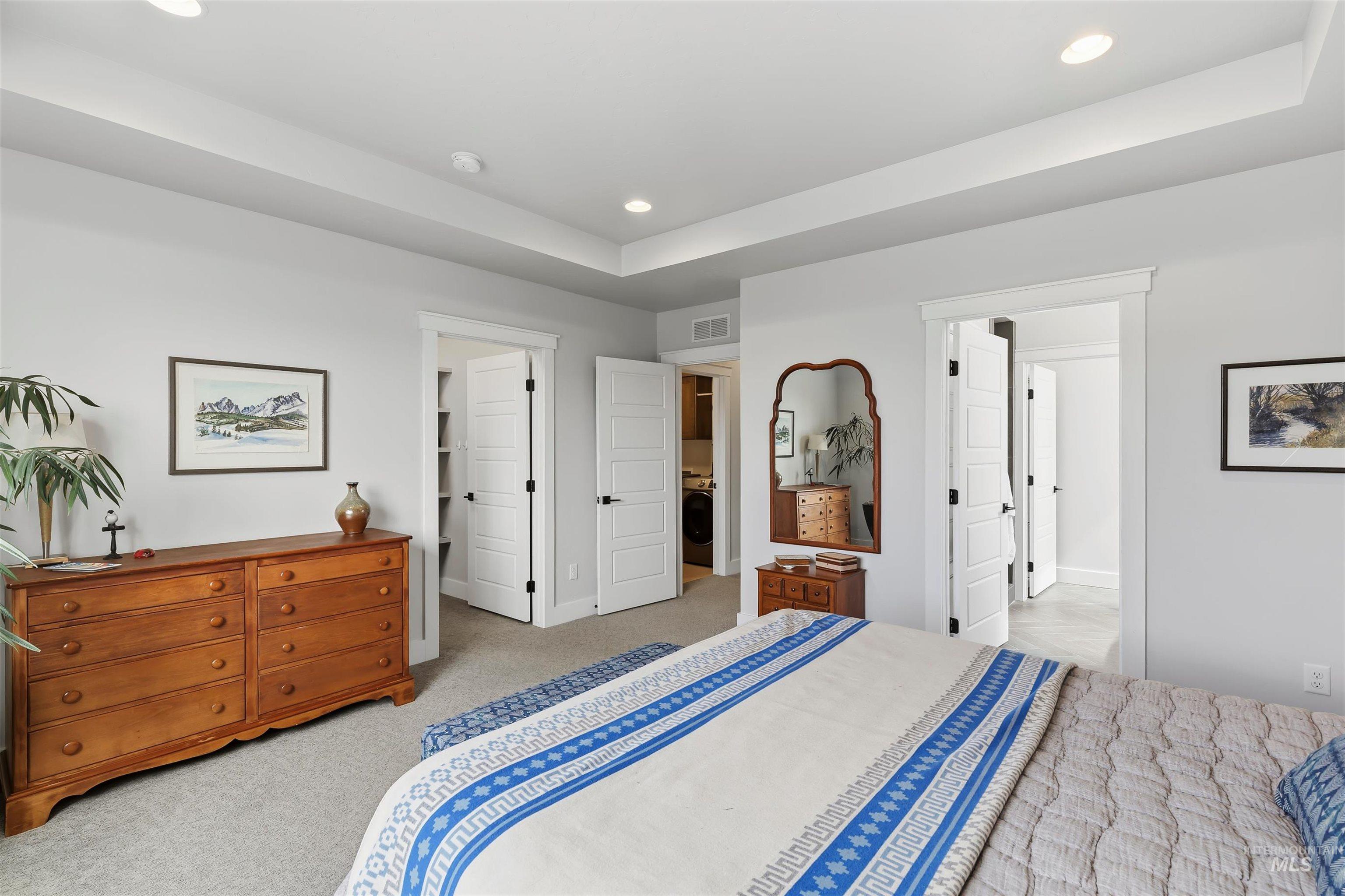 3211 S Brookridge Way, Boise, Idaho 83714, 3 Bedrooms, 2.5 Bathrooms, Residential For Sale, Price $689,900,MLS 98984028