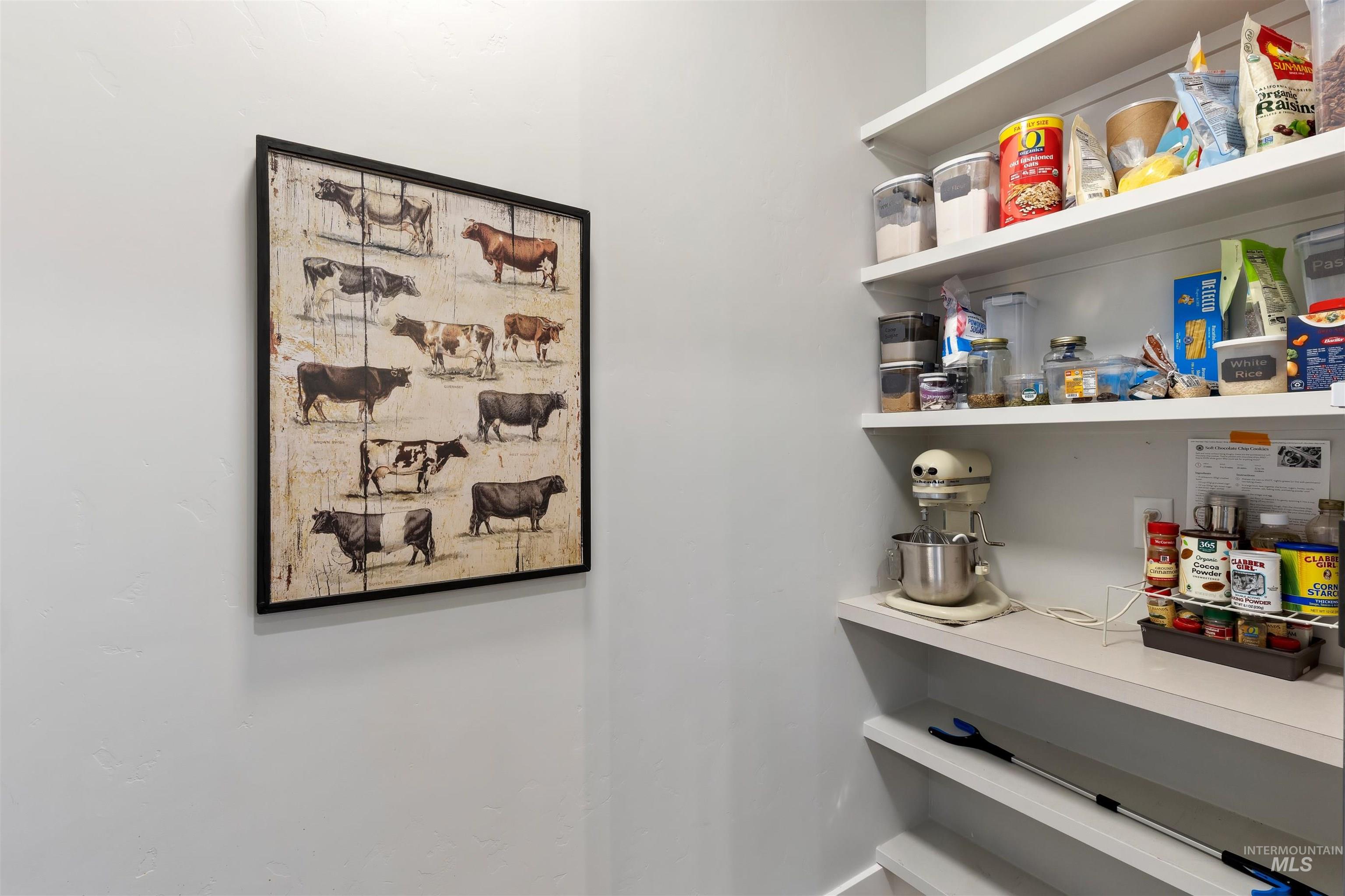 3211 S Brookridge Way, Boise, Idaho 83714, 3 Bedrooms, 2.5 Bathrooms, Residential For Sale, Price $689,900,MLS 98984028