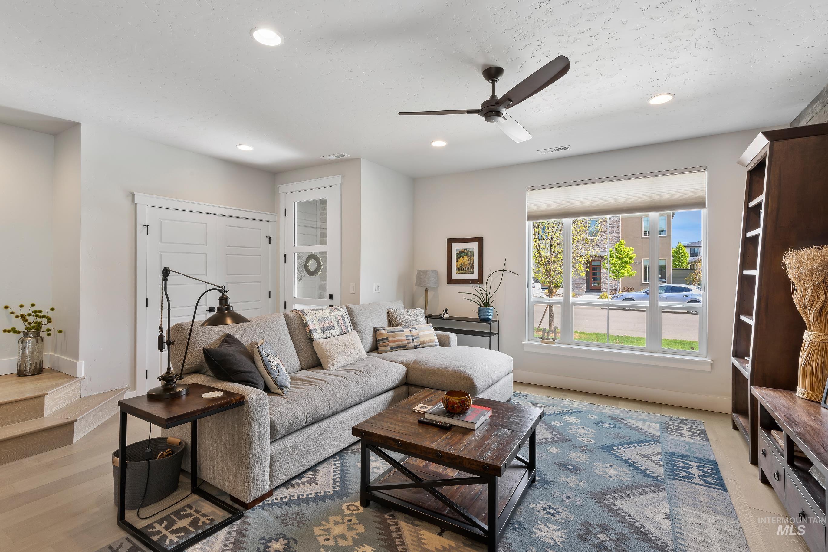 3211 S Brookridge Way, Boise, Idaho 83714, 3 Bedrooms, 2.5 Bathrooms, Residential For Sale, Price $689,900,MLS 98984028