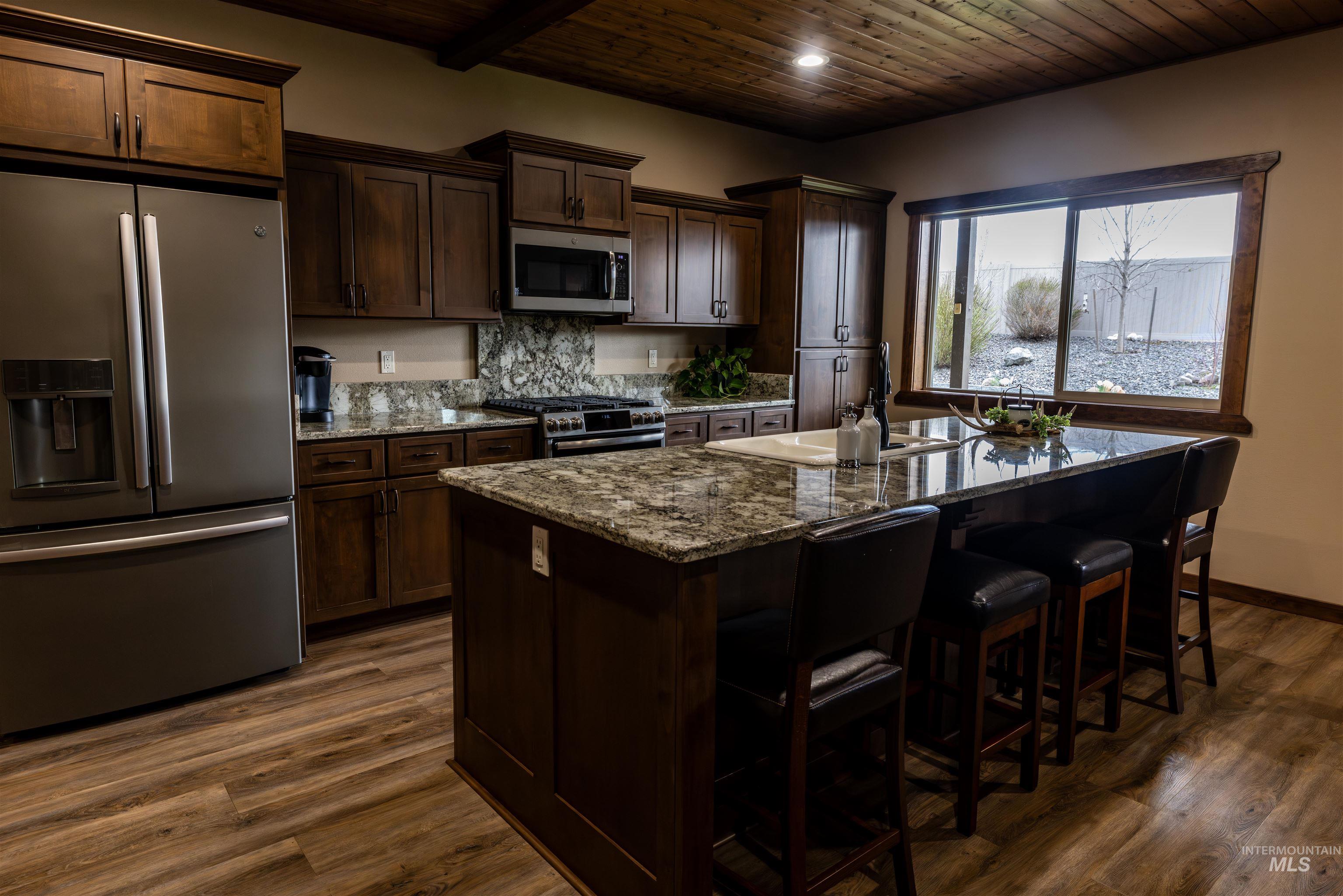 1702 Pioneer Dr, Lewiston, Idaho 83501, 3 Bedrooms, 2 Bathrooms, Residential For Sale, Price $635,000,MLS 98984029