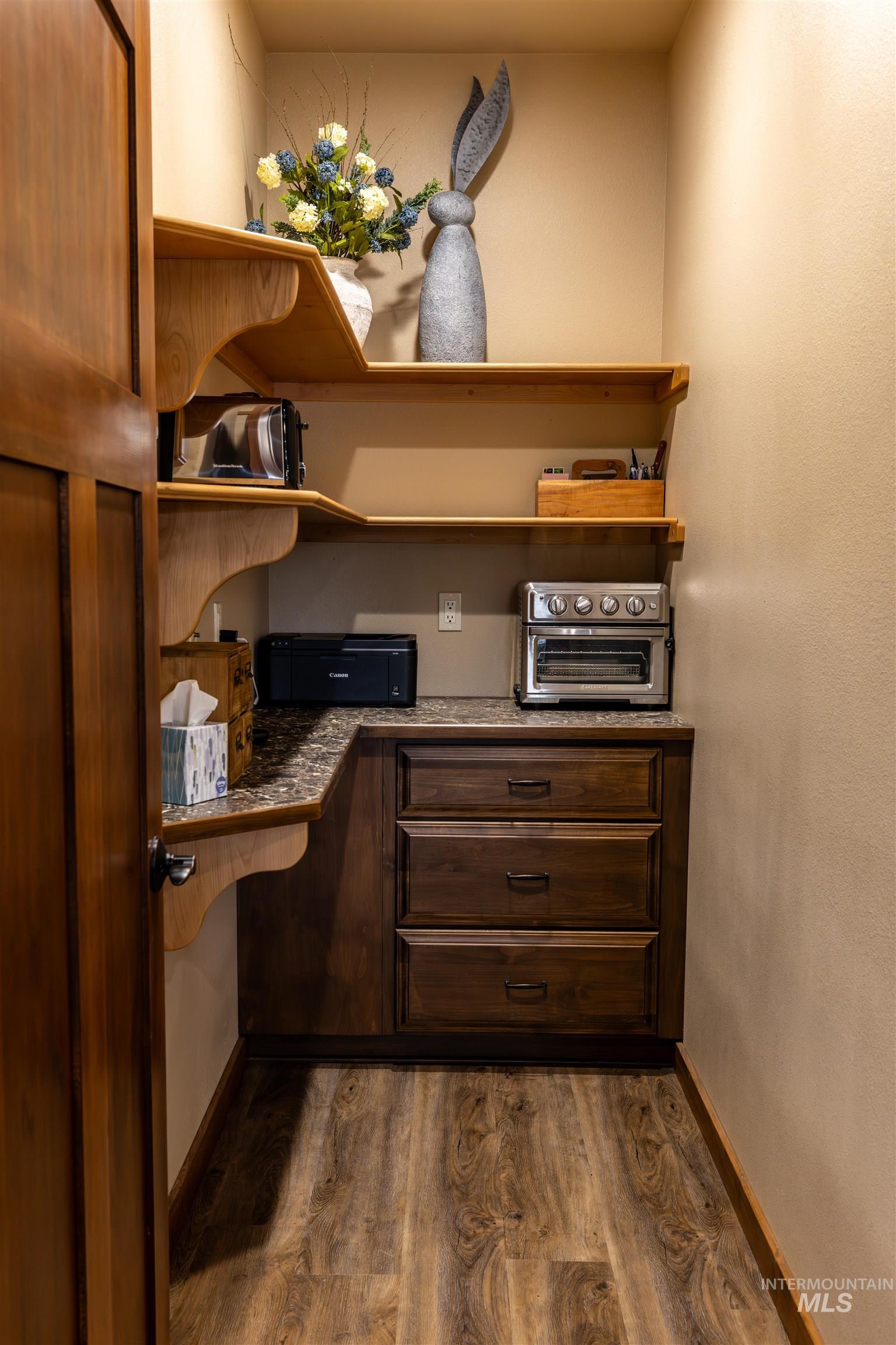 1702 Pioneer Dr, Lewiston, Idaho 83501, 3 Bedrooms, 2 Bathrooms, Residential For Sale, Price $635,000,MLS 98984029