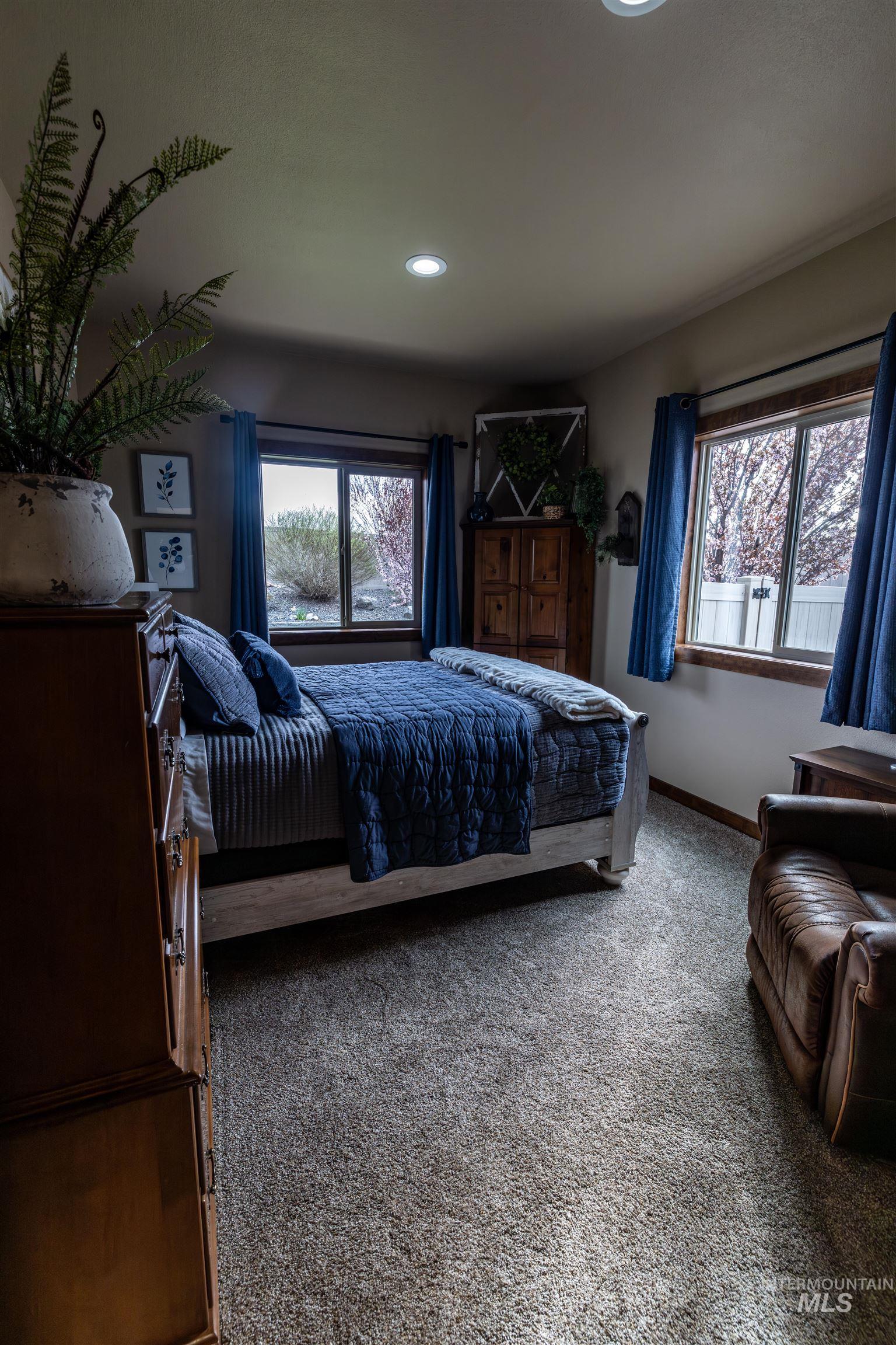 1702 Pioneer Dr, Lewiston, Idaho 83501, 3 Bedrooms, 2 Bathrooms, Residential For Sale, Price $635,000,MLS 98984029