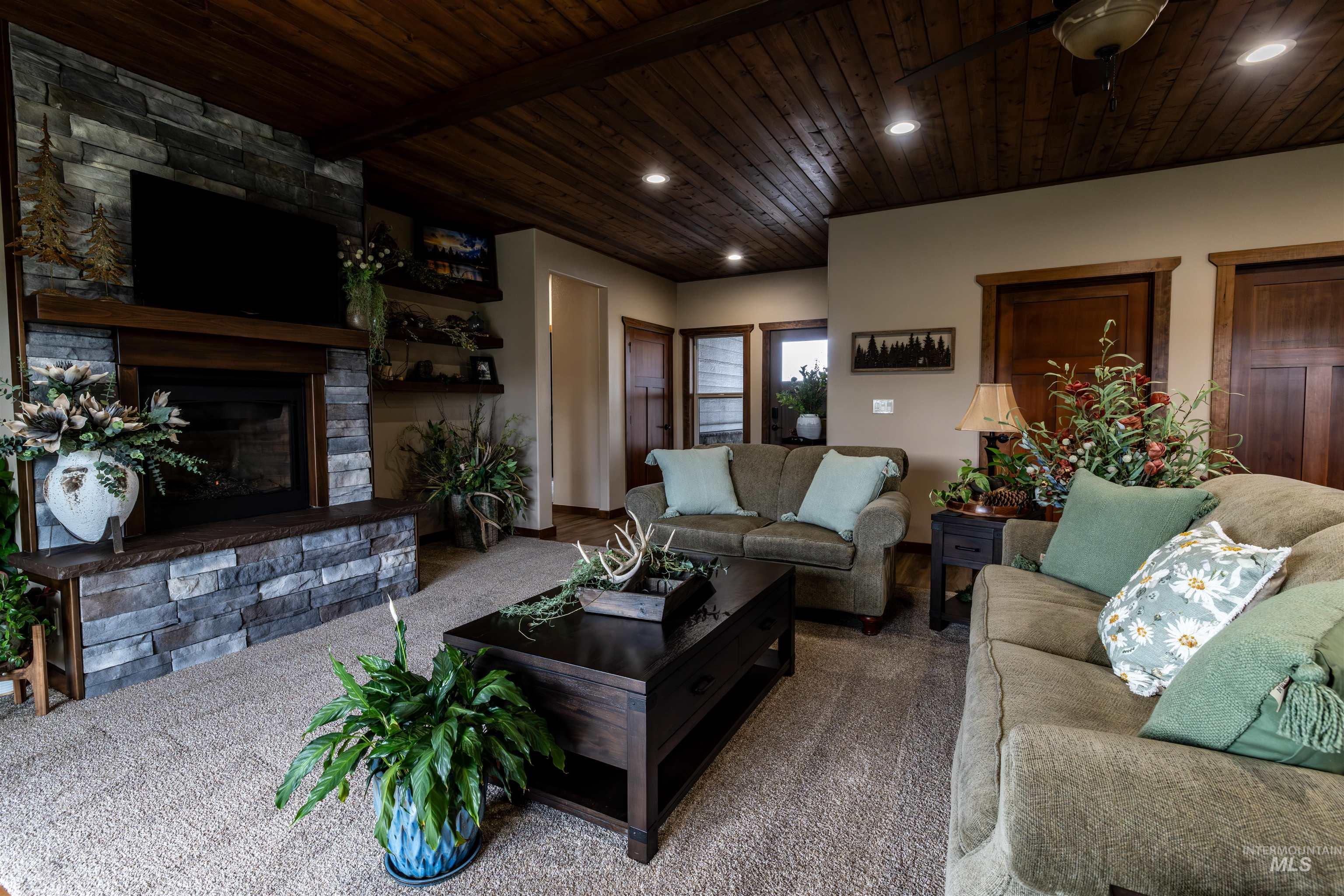 1702 Pioneer Dr, Lewiston, Idaho 83501, 3 Bedrooms, 2 Bathrooms, Residential For Sale, Price $635,000,MLS 98984029