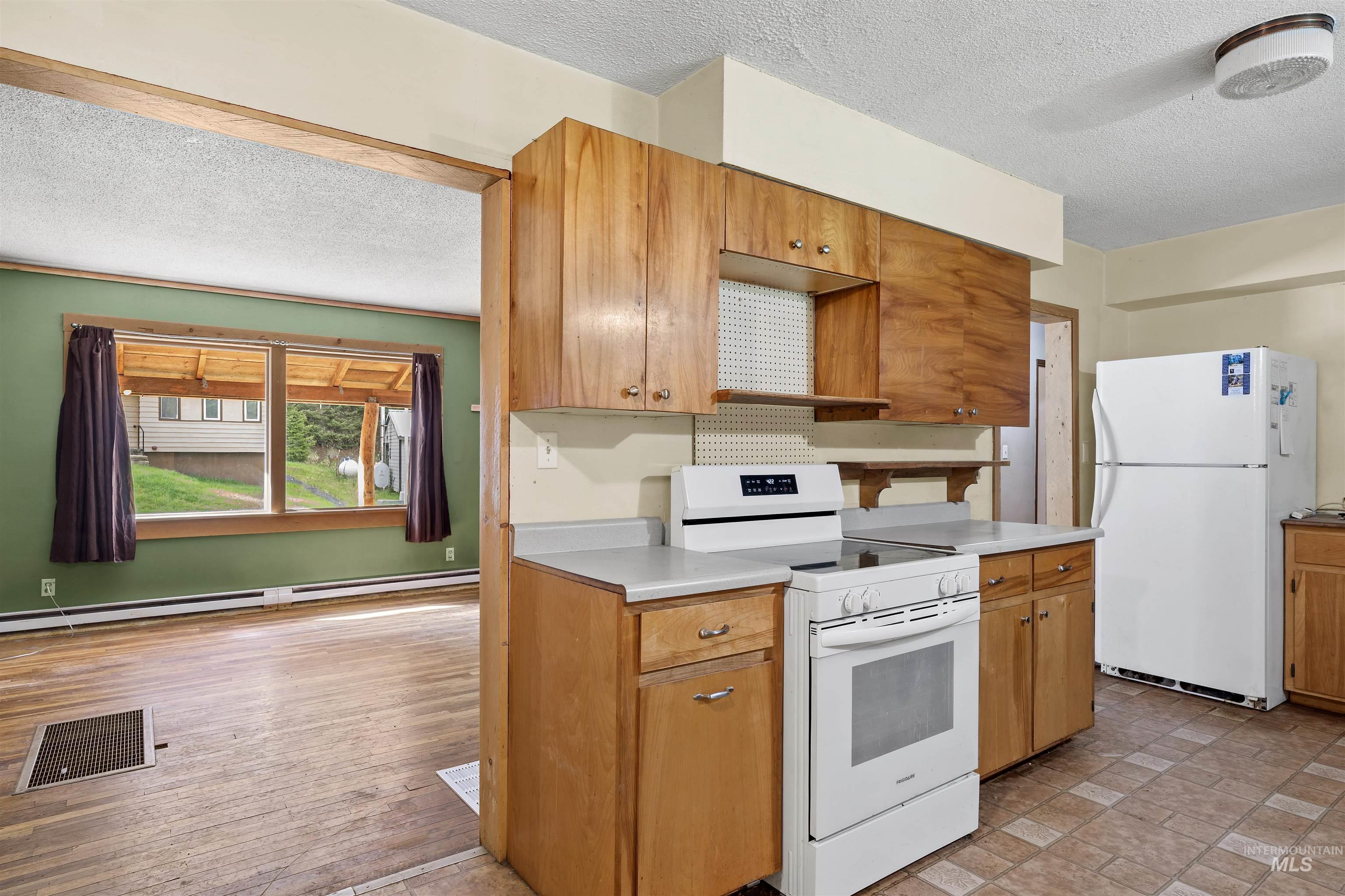 145 Timberline Dr., Pierce, Idaho 83546, 4 Bedrooms, 2 Bathrooms, Residential For Sale, Price $225,000,MLS 98984036