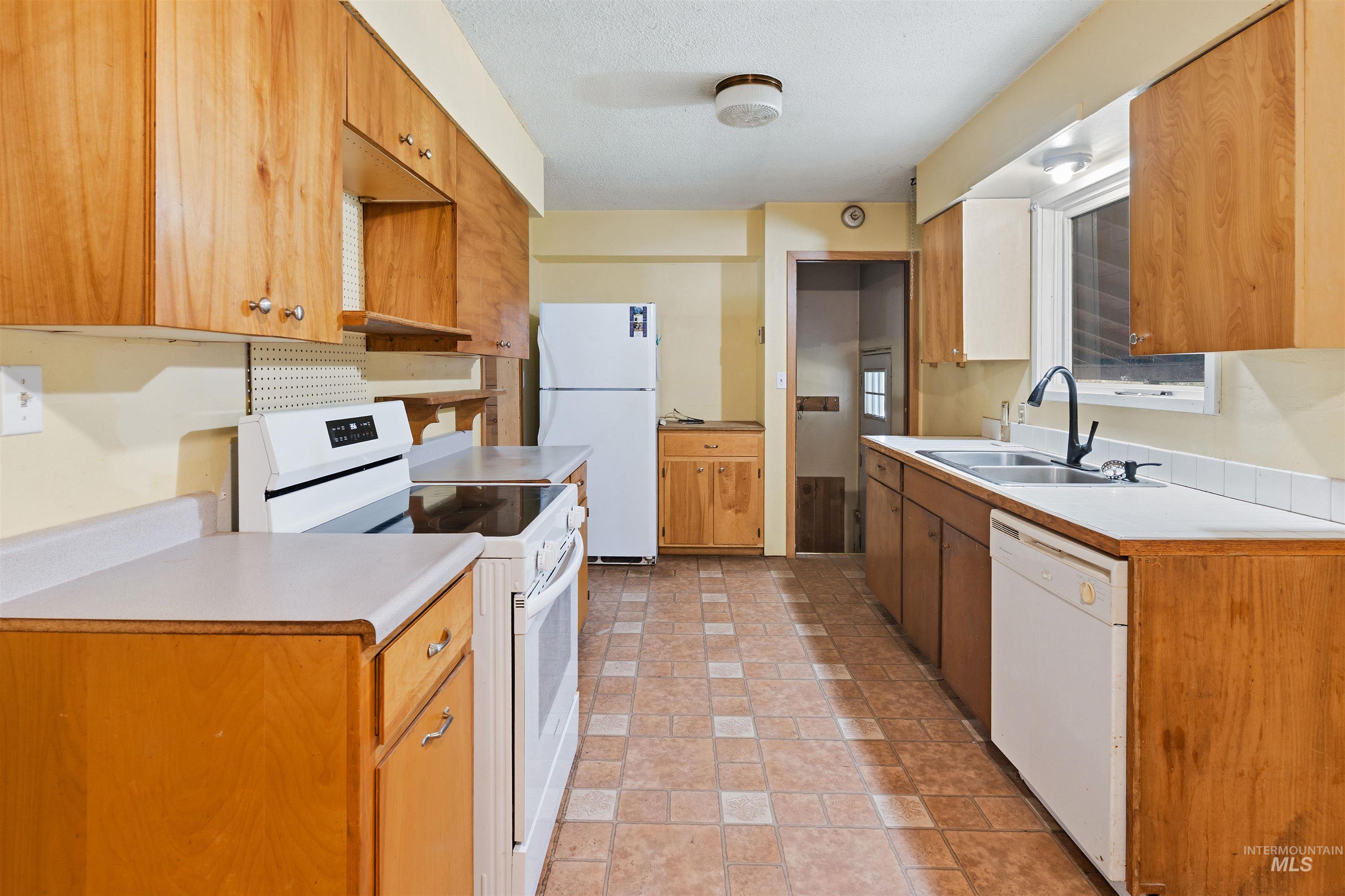 145 Timberline Dr., Pierce, Idaho 83546, 4 Bedrooms, 2 Bathrooms, Residential For Sale, Price $225,000,MLS 98984036