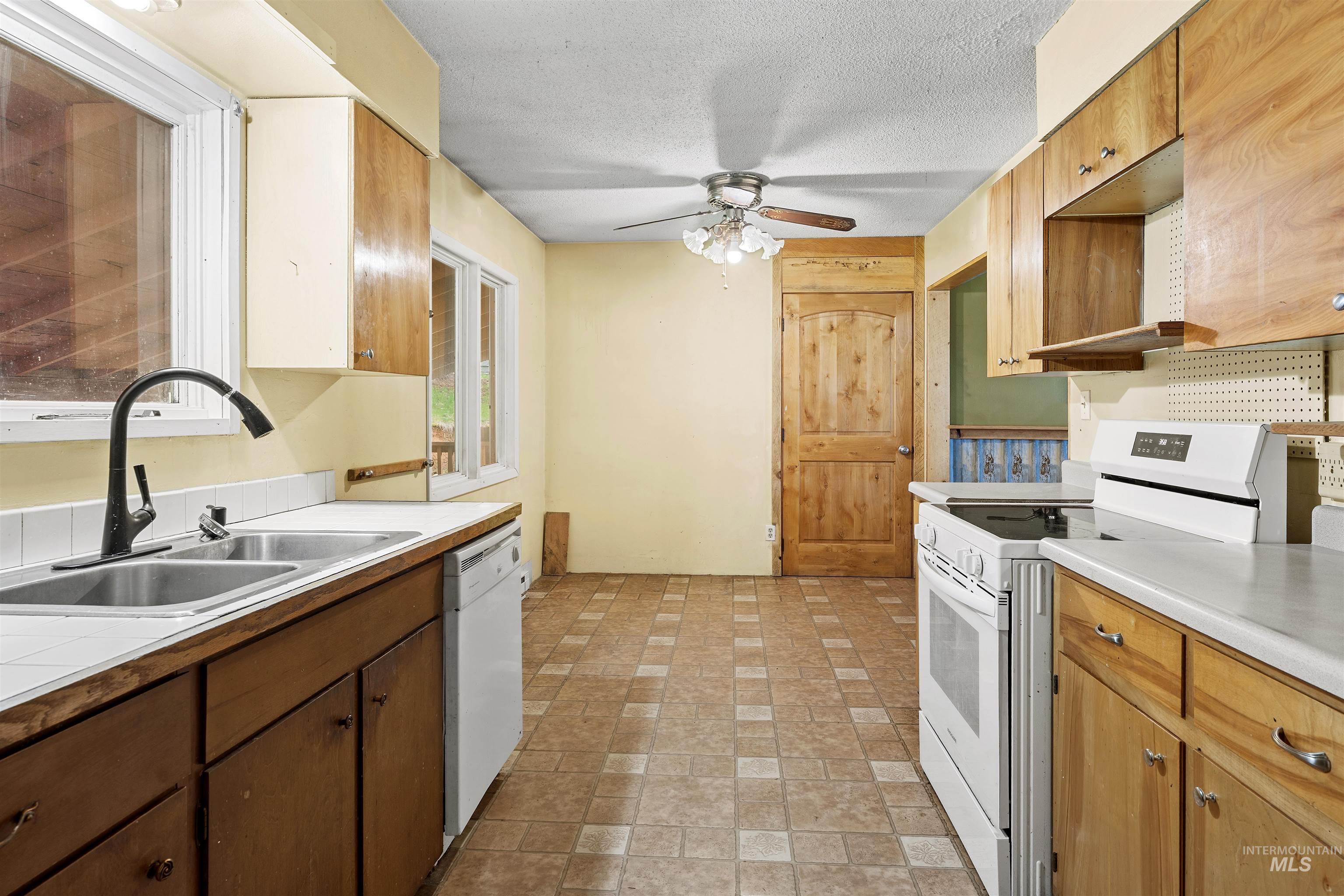 145 Timberline Dr., Pierce, Idaho 83546, 4 Bedrooms, 2 Bathrooms, Residential For Sale, Price $225,000,MLS 98984036