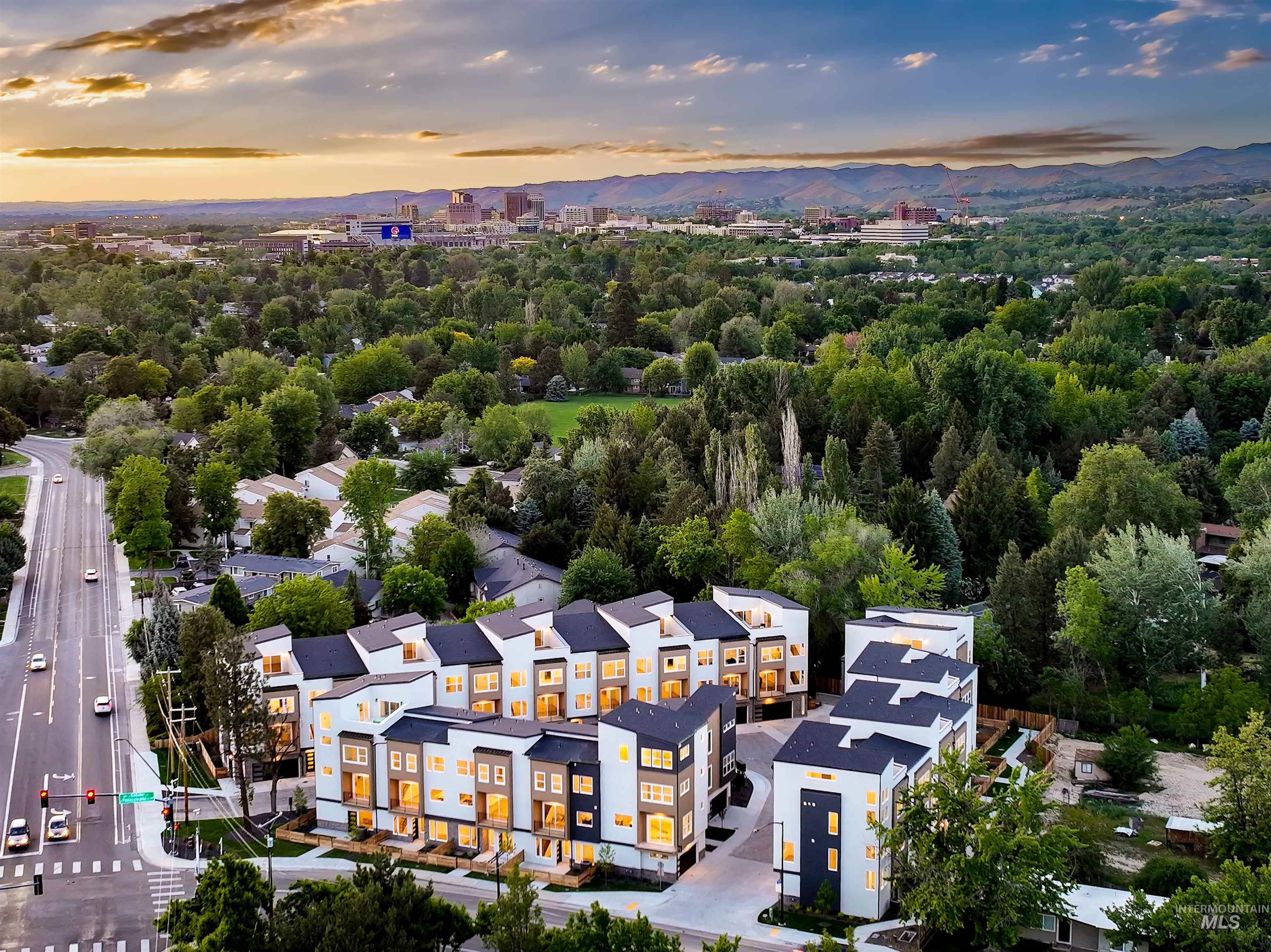 112 E Pennsylvania St, Boise, Idaho 83706, 3 Bedrooms, 3.5 Bathrooms, Residential For Sale, Price $699,000, 98984037