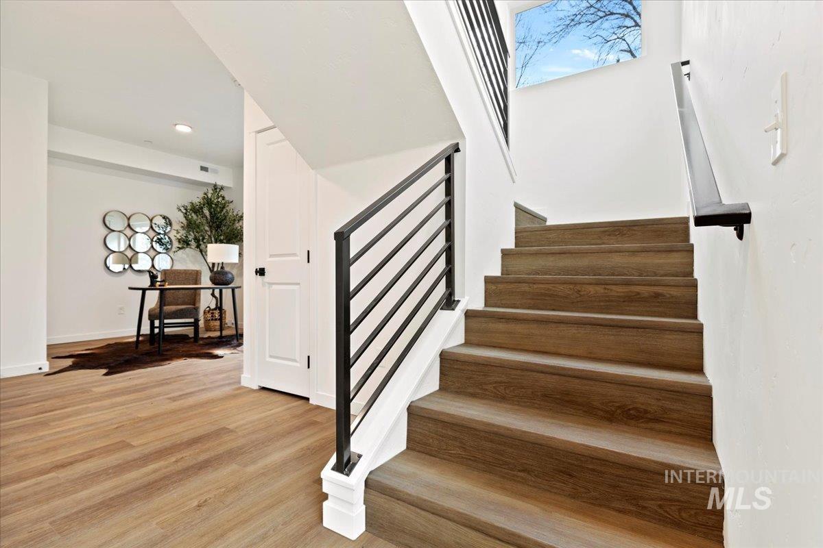 112 E Pennsylvania St, Boise, Idaho 83706, 3 Bedrooms, 3.5 Bathrooms, Residential For Sale, Price $699,000, 98984037