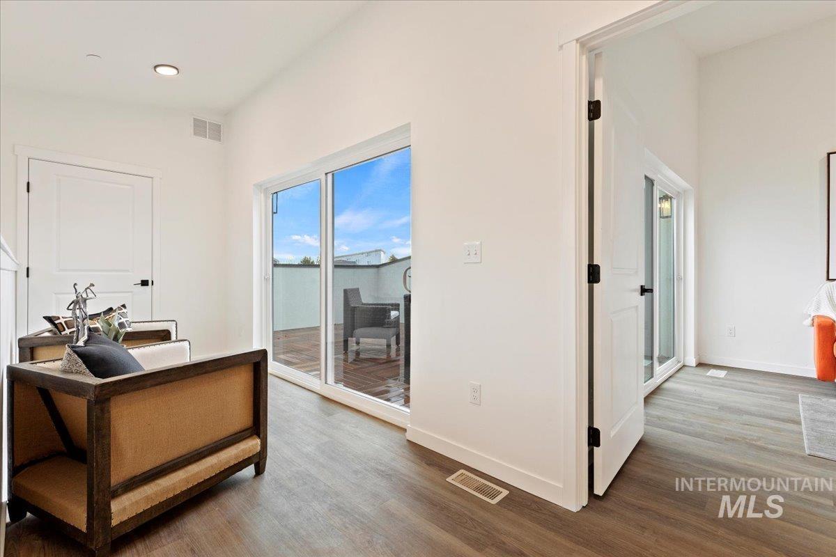 112 E Pennsylvania St, Boise, Idaho 83706, 3 Bedrooms, 3.5 Bathrooms, Residential For Sale, Price $699,000, 98984037