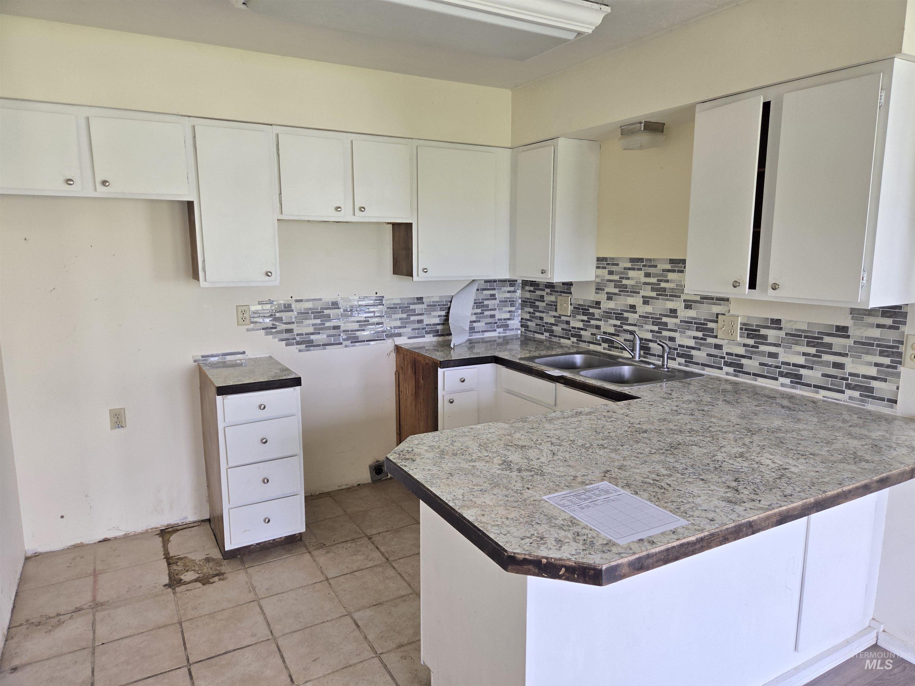 1620 State Highway 46, Gooding, Idaho 83330, 3 Bedrooms, 2.5 Bathrooms, Residential For Sale, Price $310,000, 98984040