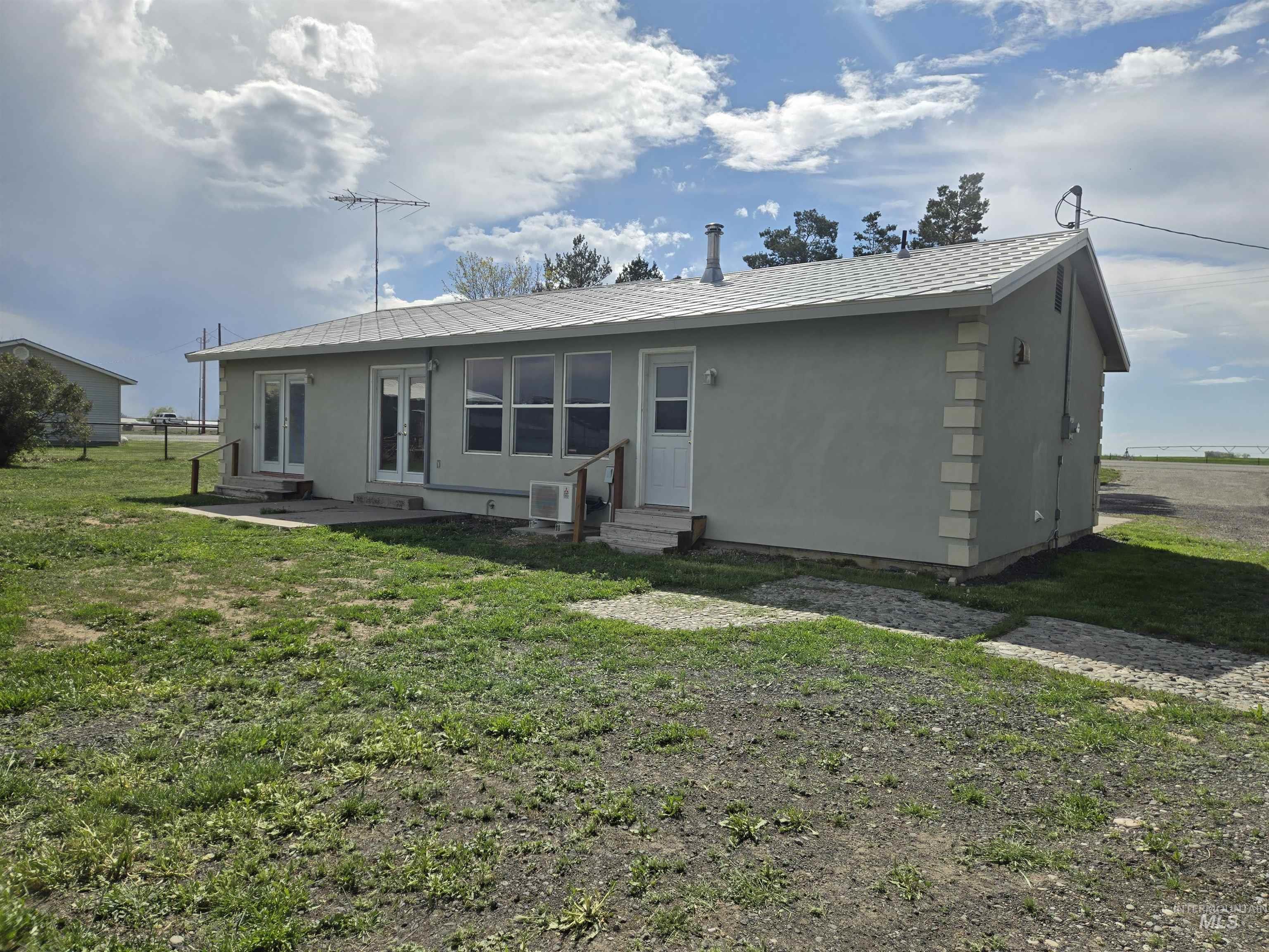 1620 State Highway 46, Gooding, Idaho 83330, 3 Bedrooms, 2.5 Bathrooms, Residential For Sale, Price $310,000, 98984040