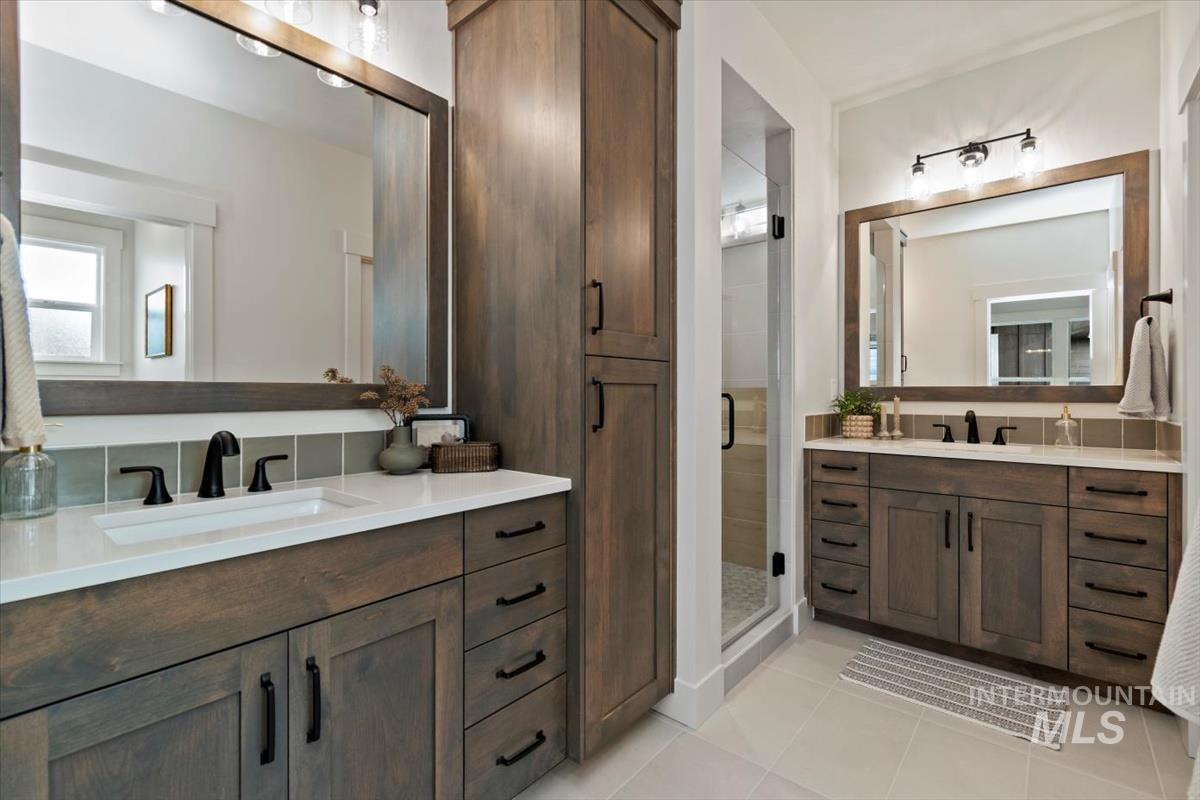 6422 N Barholm Ln, Eagle, Idaho 83616, 3 Bedrooms, 2 Bathrooms, Residential For Sale, Price $599,880,MLS 98984041