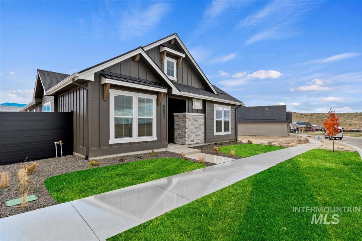 6422 N Barholm Ln, Eagle, Idaho 83616, 3 Bedrooms, 2 Bathrooms, Residential For Sale, Price $599,880,MLS 98984041