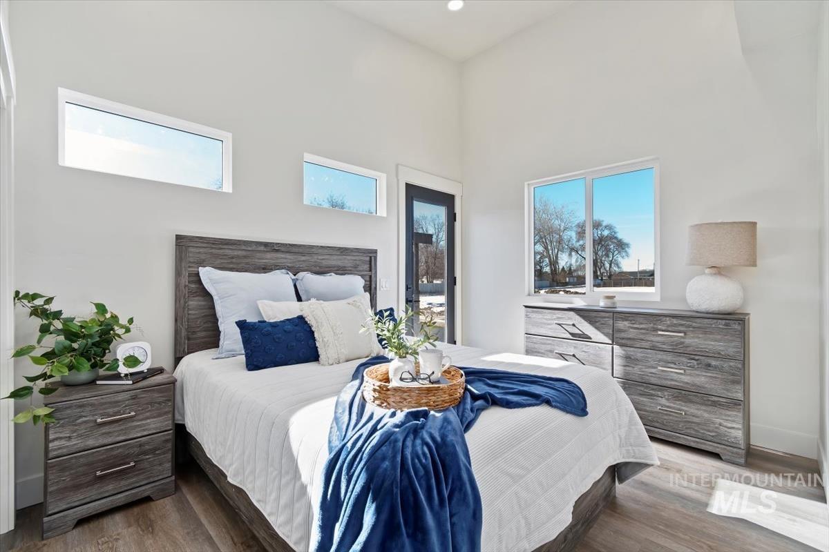 362 W London St, Middleton, Idaho 83644, 2 Bedrooms, 2 Bathrooms, Residential Income For Sale, Price $509,000,MLS 98984043