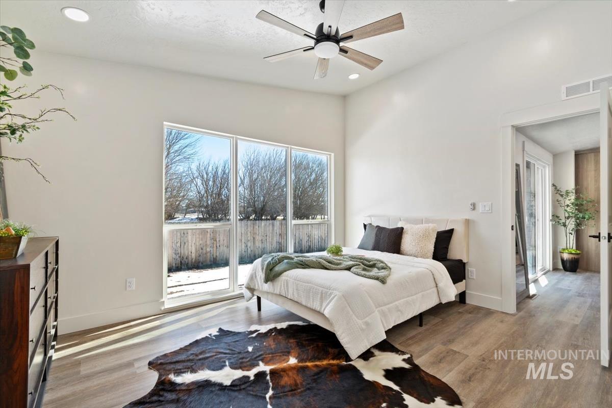 362 W London St, Middleton, Idaho 83644, 2 Bedrooms, 2 Bathrooms, Residential Income For Sale, Price $509,000,MLS 98984043