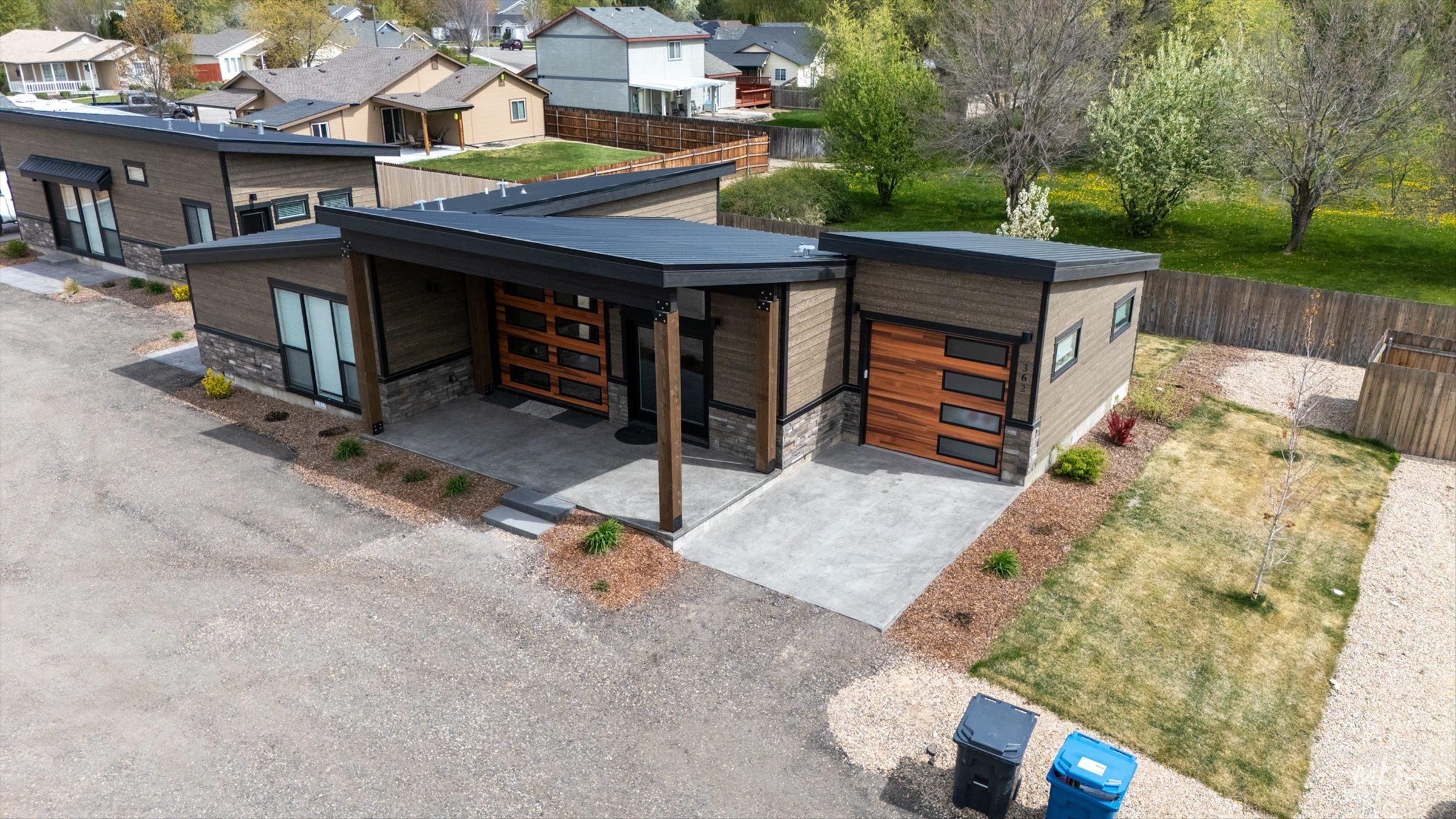 362 W London St, Middleton, Idaho 83644, 2 Bedrooms, 2 Bathrooms, Residential Income For Sale, Price $509,000,MLS 98984043