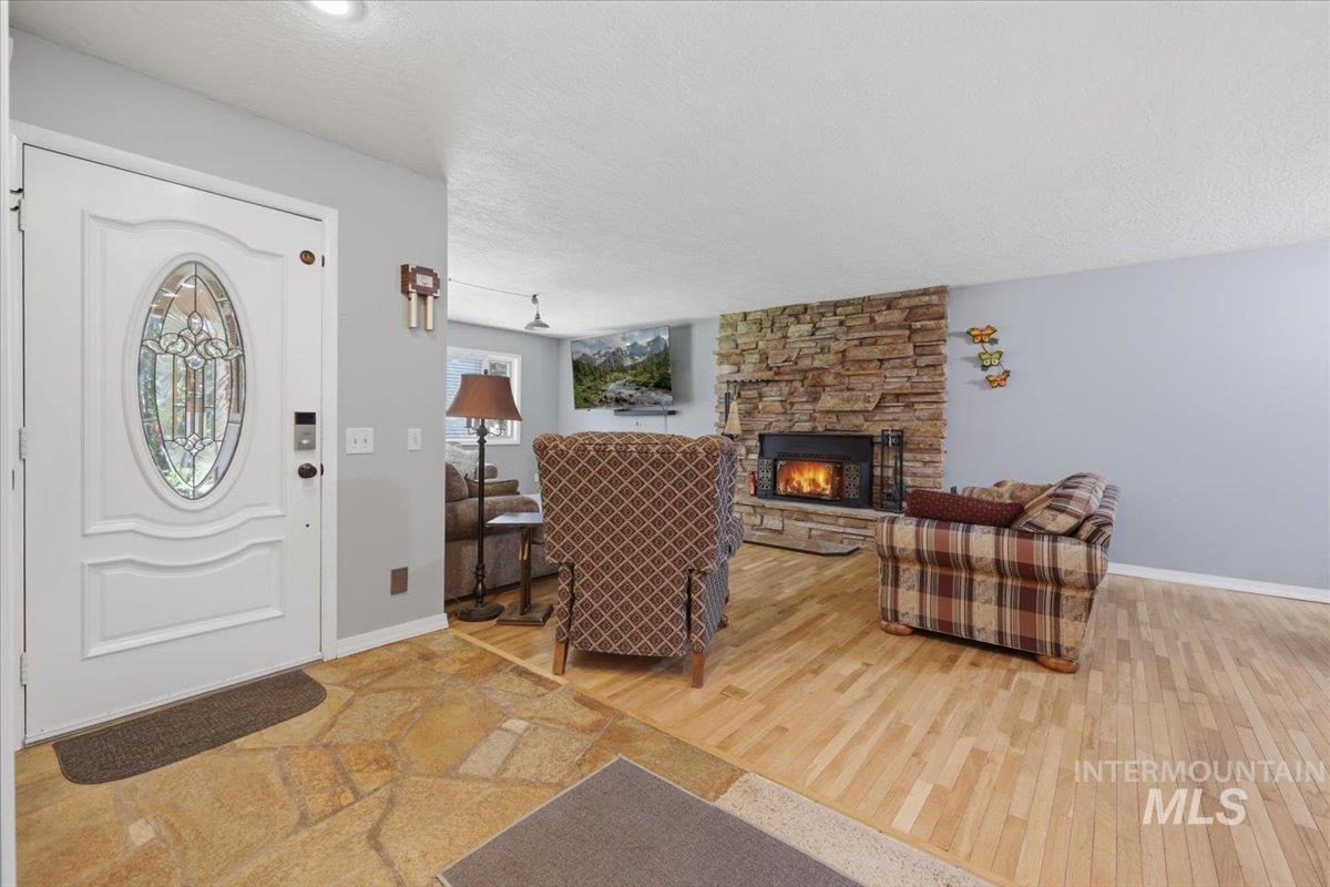 14046 Shannon Circle, Caldwell, Idaho 83607, 3 Bedrooms, 2 Bathrooms, Residential For Sale, Price $525,000,MLS 98984044