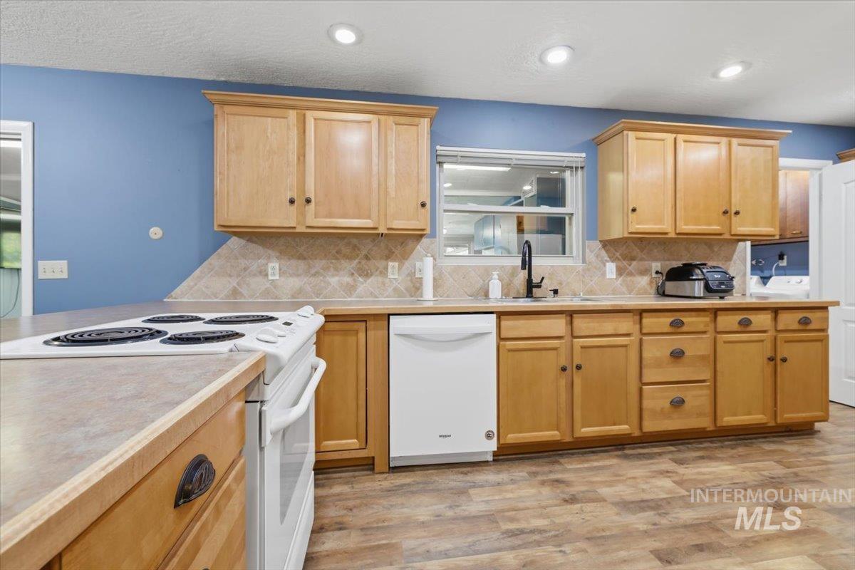 14046 Shannon Circle, Caldwell, Idaho 83607, 3 Bedrooms, 2 Bathrooms, Residential For Sale, Price $525,000,MLS 98984044