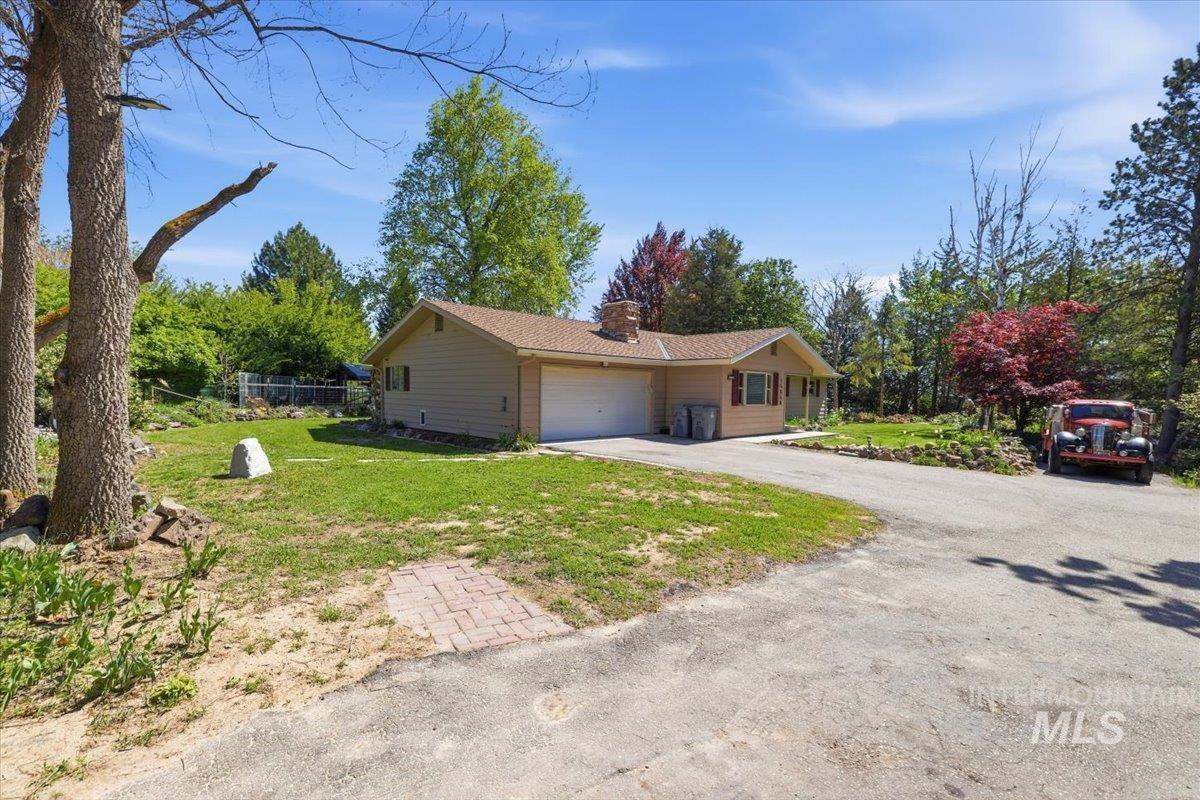 14046 Shannon Circle, Caldwell, Idaho 83607, 3 Bedrooms, 2 Bathrooms, Residential For Sale, Price $525,000,MLS 98984044