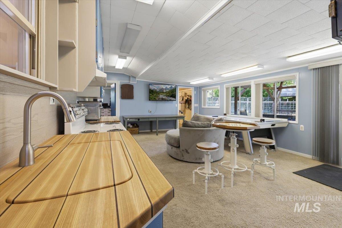 14046 Shannon Circle, Caldwell, Idaho 83607, 3 Bedrooms, 2 Bathrooms, Residential For Sale, Price $525,000,MLS 98984044