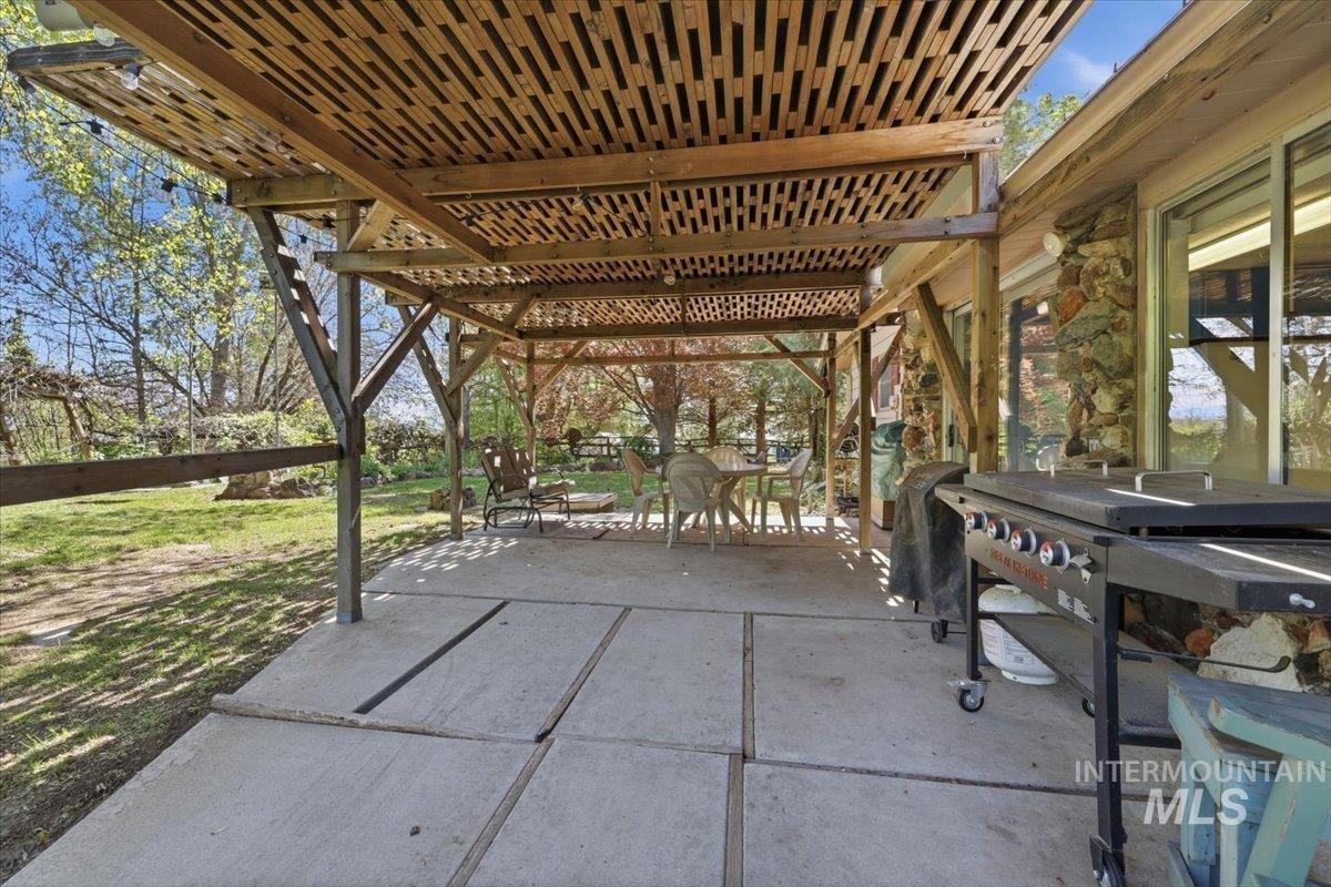 14046 Shannon Circle, Caldwell, Idaho 83607, 3 Bedrooms, 2 Bathrooms, Residential For Sale, Price $525,000,MLS 98984044