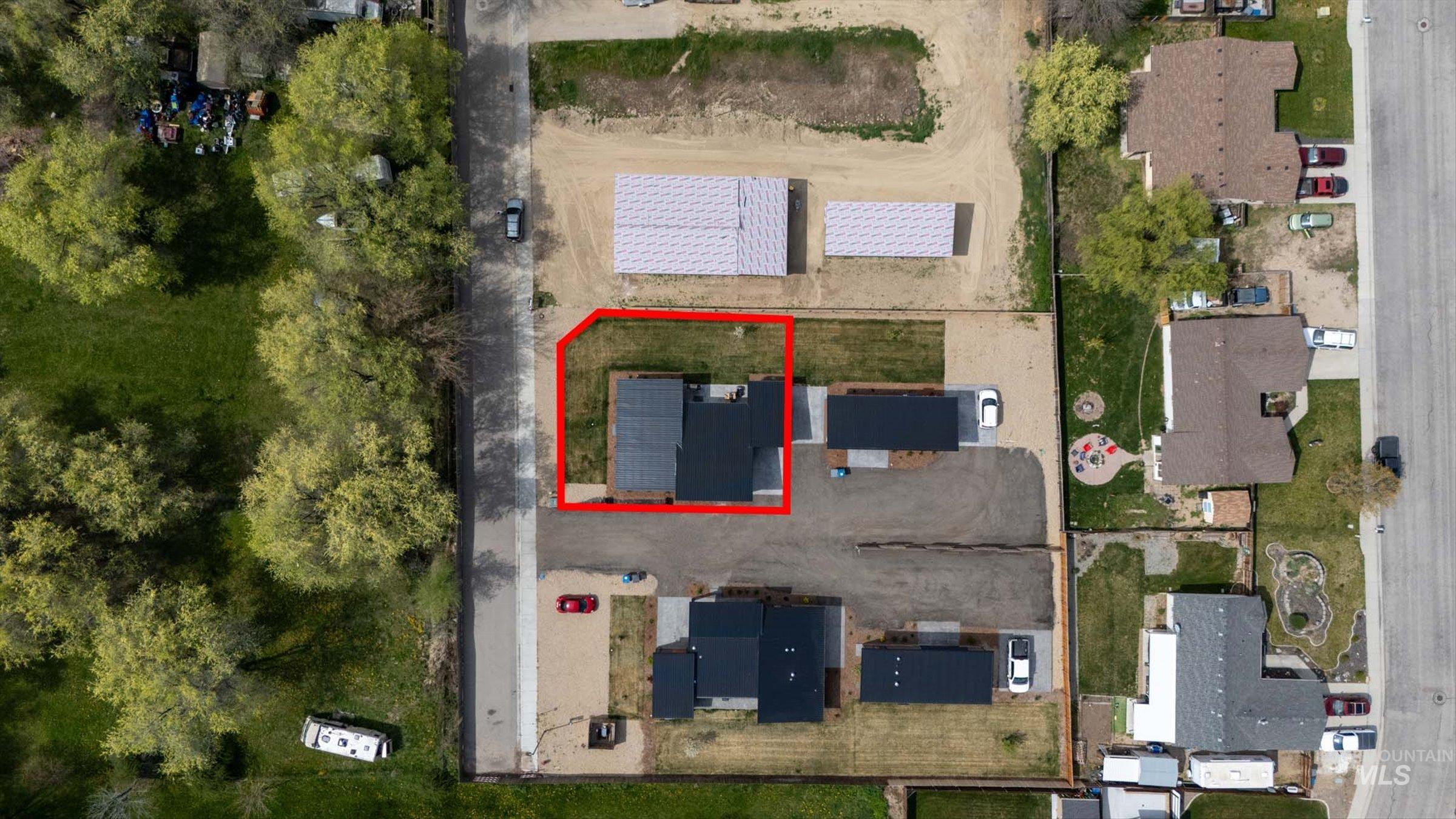 384 W London St, Middleton, Idaho 83644, 2 Bedrooms, 2 Bathrooms, Residential Income For Sale, Price $509,000,MLS 98984045