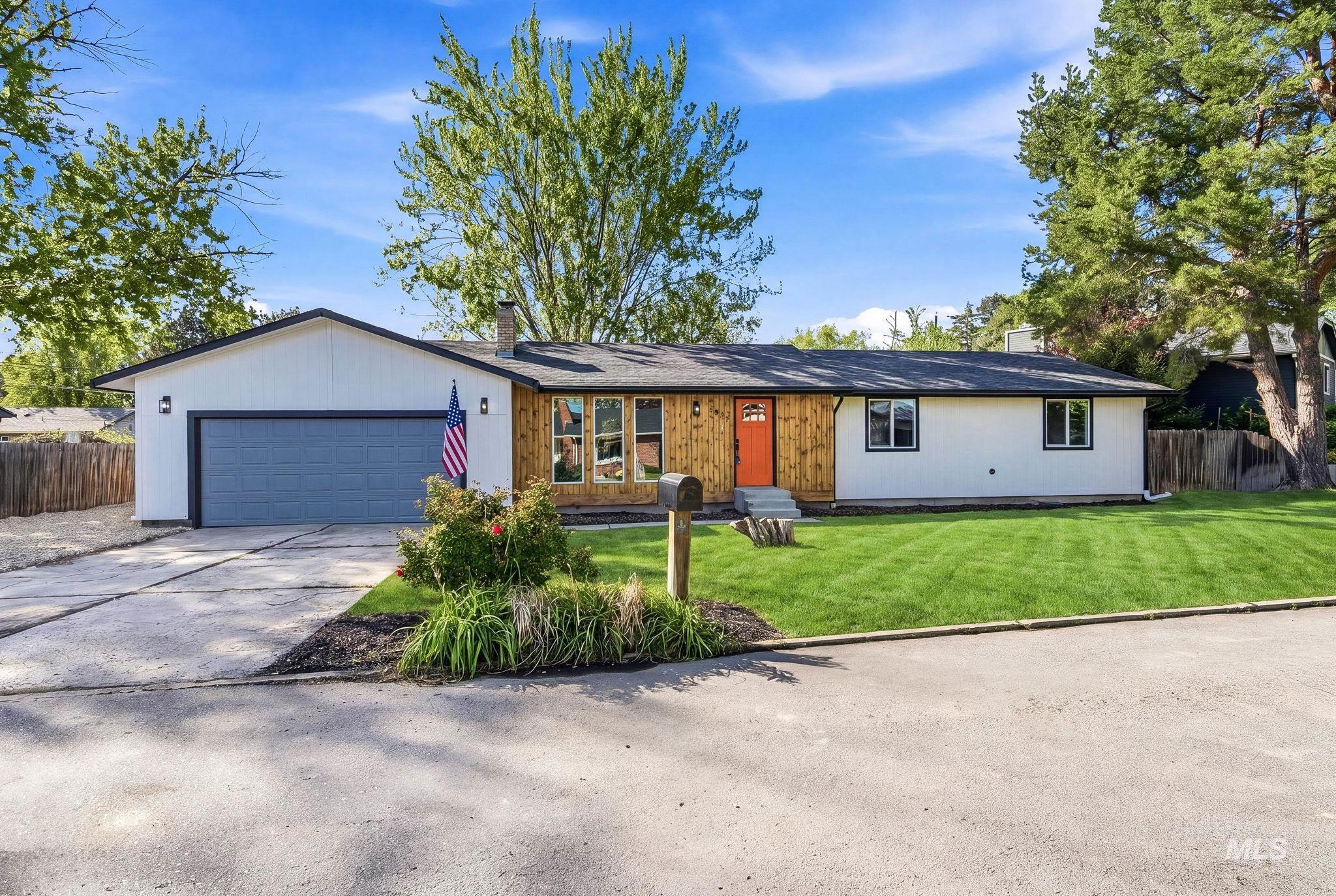 3917 N Erick Ln, Boise, Idaho 83704, 6 Bedrooms, 3 Bathrooms, Residential For Sale, Price $699,990,MLS 98984046