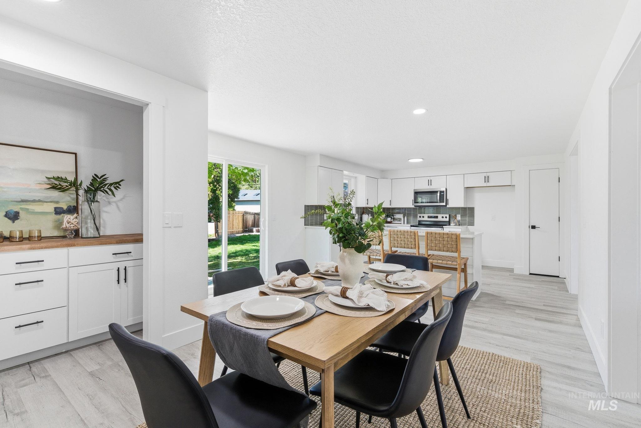 3917 N Erick Ln, Boise, Idaho 83704, 6 Bedrooms, 3 Bathrooms, Residential For Sale, Price $699,990,MLS 98984046