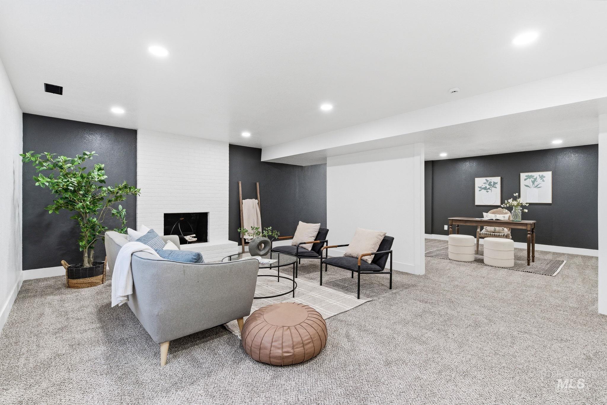 3917 N Erick Ln, Boise, Idaho 83704, 6 Bedrooms, 3 Bathrooms, Residential For Sale, Price $699,990,MLS 98984046