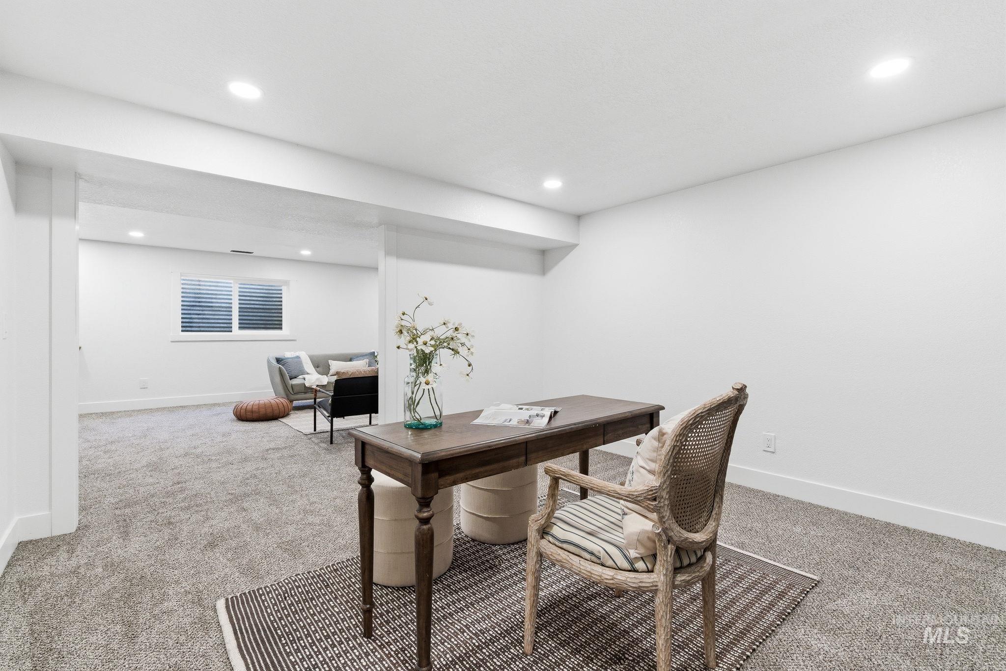 3917 N Erick Ln, Boise, Idaho 83704, 6 Bedrooms, 3 Bathrooms, Residential For Sale, Price $699,990,MLS 98984046