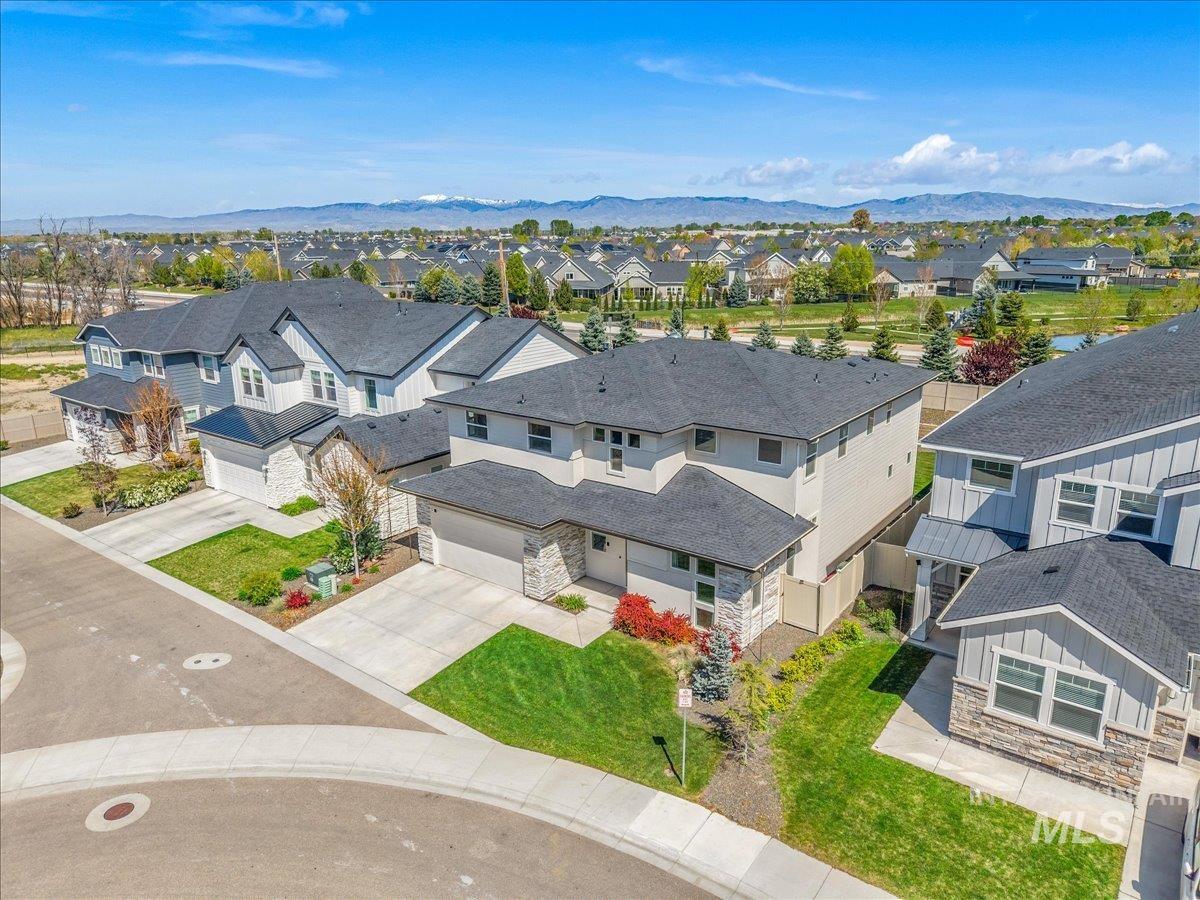 5562 S Zaivcla Ave., Meridian, Idaho 83642, 4 Bedrooms, 4 Bathrooms, Residential For Sale, Price $854,500,MLS 98984047