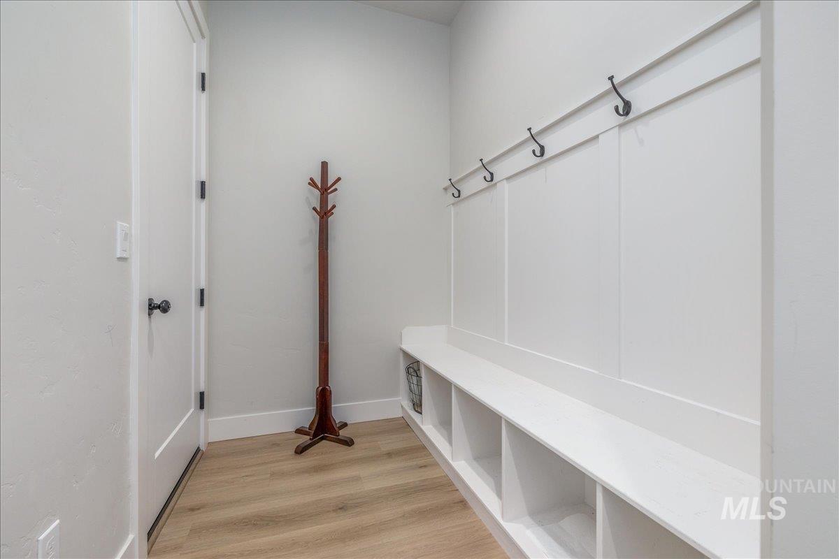 5562 S Zaivcla Ave., Meridian, Idaho 83642, 4 Bedrooms, 4 Bathrooms, Residential For Sale, Price $854,500,MLS 98984047