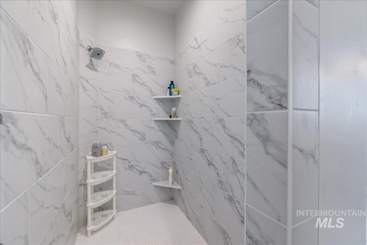 5562 S Zaivcla Ave., Meridian, Idaho 83642, 4 Bedrooms, 4 Bathrooms, Residential For Sale, Price $854,500,MLS 98984047