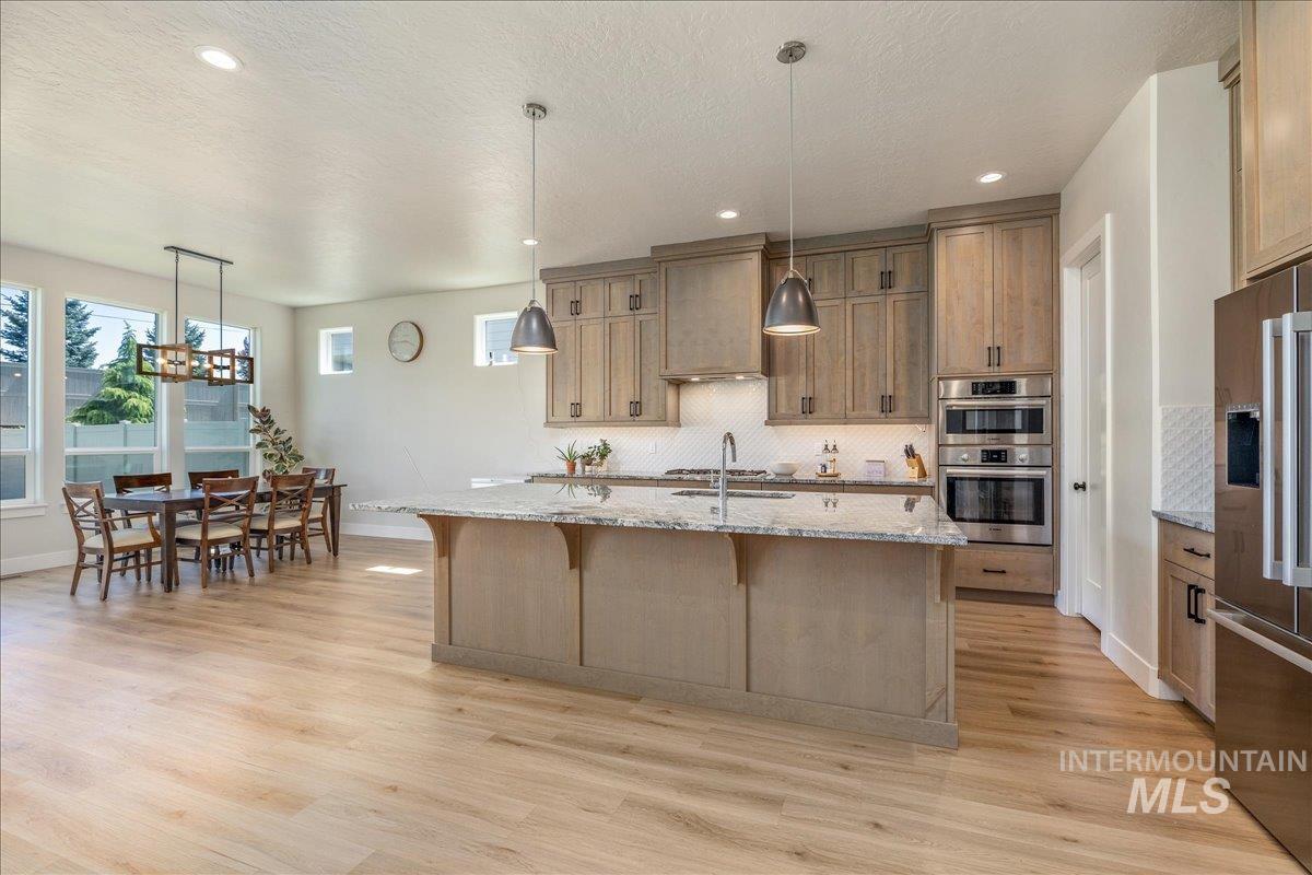5562 S Zaivcla Ave., Meridian, Idaho 83642, 4 Bedrooms, 4 Bathrooms, Residential For Sale, Price $839,900, 98984047