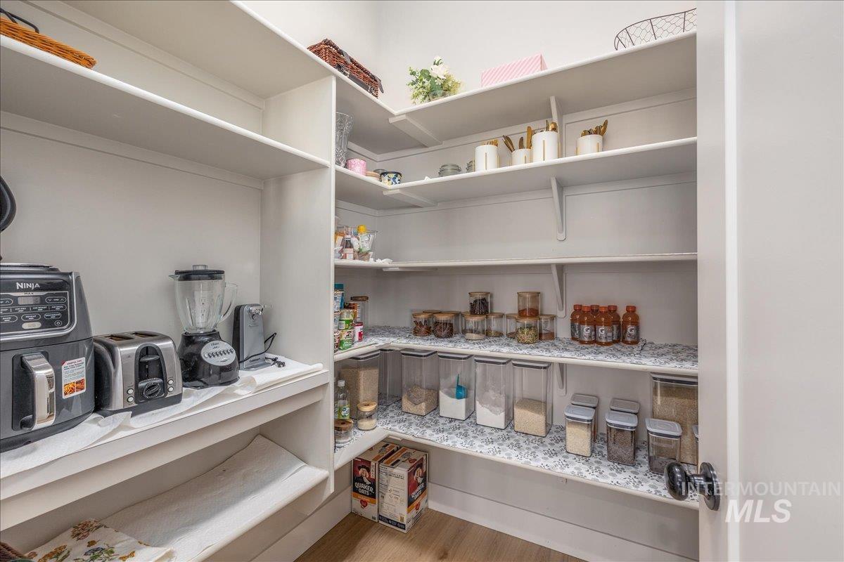 5562 S Zaivcla Ave., Meridian, Idaho 83642, 4 Bedrooms, 4 Bathrooms, Residential For Sale, Price $854,500,MLS 98984047