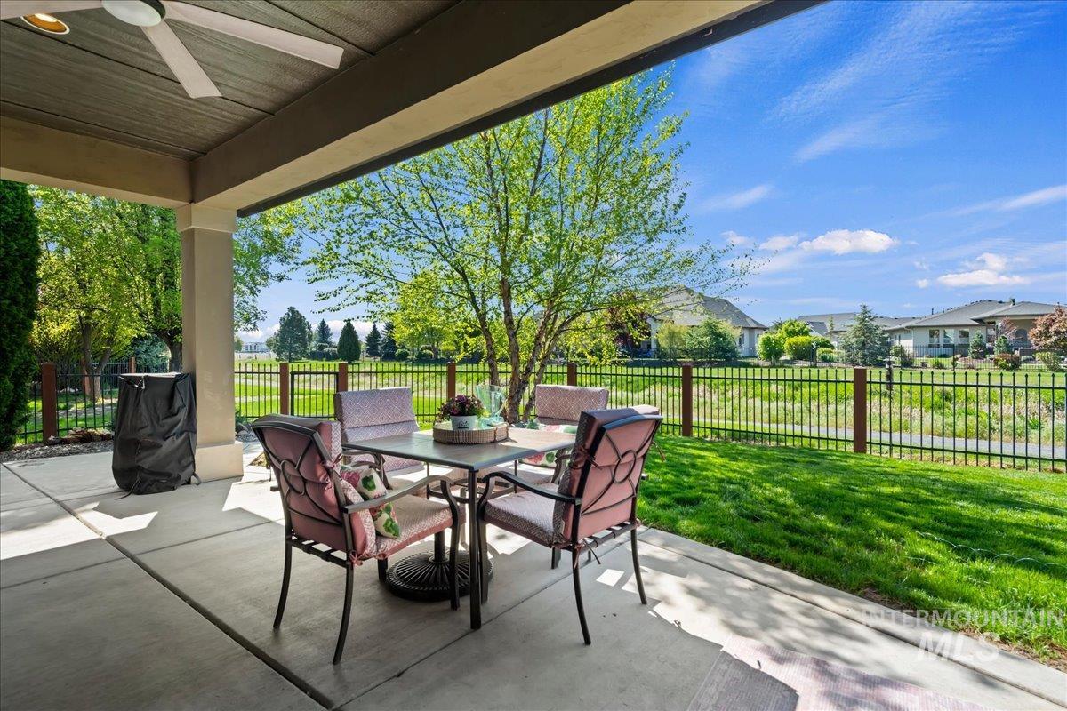 9279 W Wildbranch, Star, Idaho 83669, 3 Bedrooms, 2.5 Bathrooms, Residential For Sale, Price $779,900, 98984049