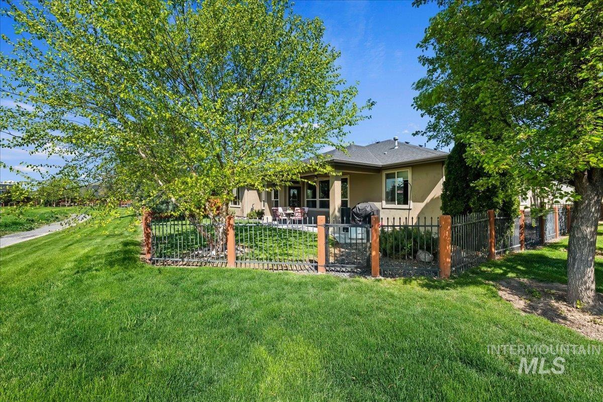 9279 W Wildbranch, Star, Idaho 83669, 3 Bedrooms, 2.5 Bathrooms, Residential For Sale, Price $779,900, 98984049