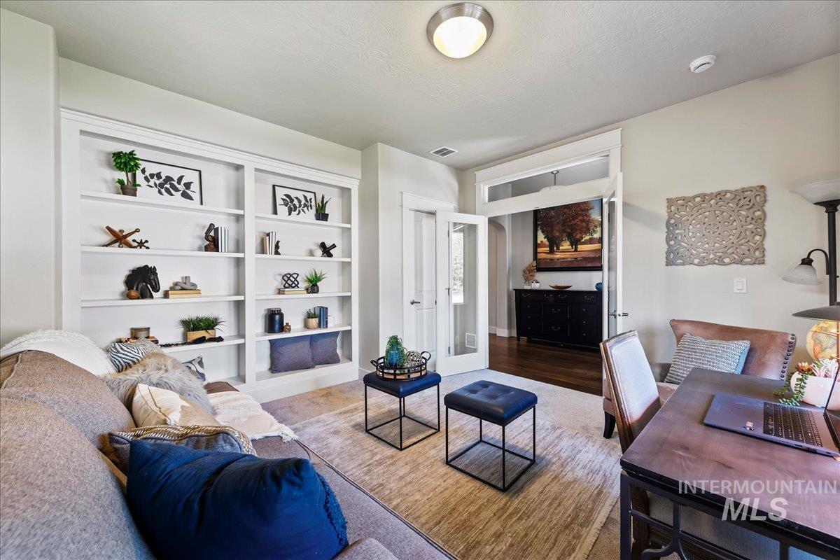 9279 W Wildbranch, Star, Idaho 83669, 3 Bedrooms, 2.5 Bathrooms, Residential For Sale, Price $779,900, 98984049