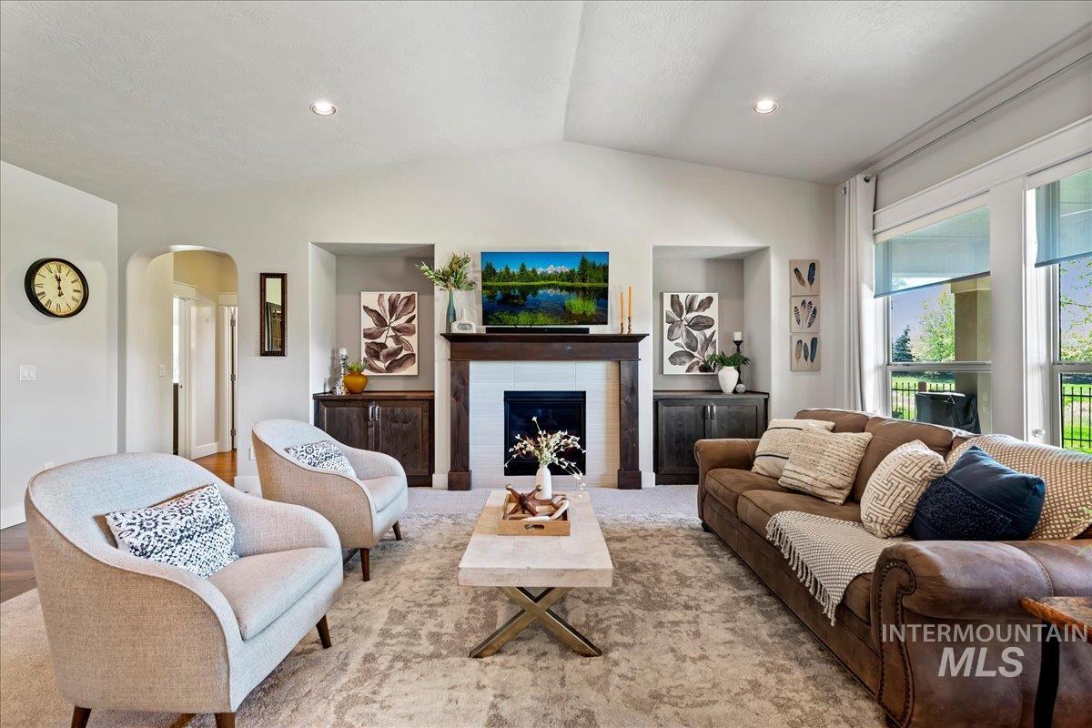 9279 W Wildbranch, Star, Idaho 83669, 3 Bedrooms, 2.5 Bathrooms, Residential For Sale, Price $779,900, 98984049