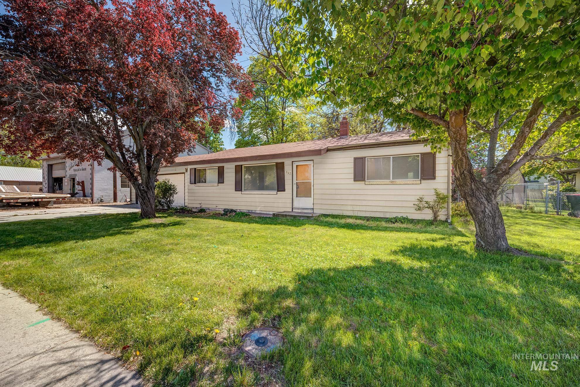847 W Pine, Meridian, Idaho 83642, 3 Bedrooms, 1 Bathroom, Residential For Sale, Price $250,000,MLS 98984054