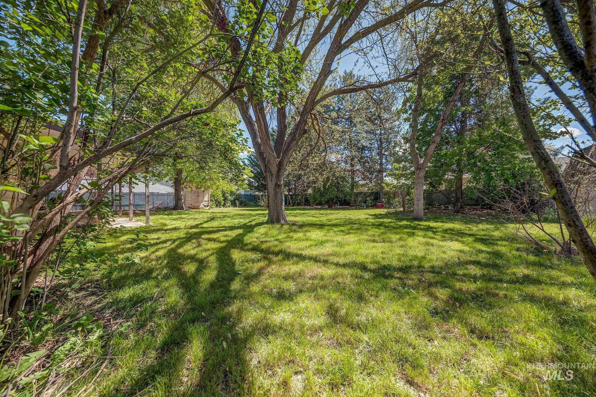 847 W Pine, Meridian, Idaho 83642, 3 Bedrooms, 1 Bathroom, Residential For Sale, Price $250,000,MLS 98984054