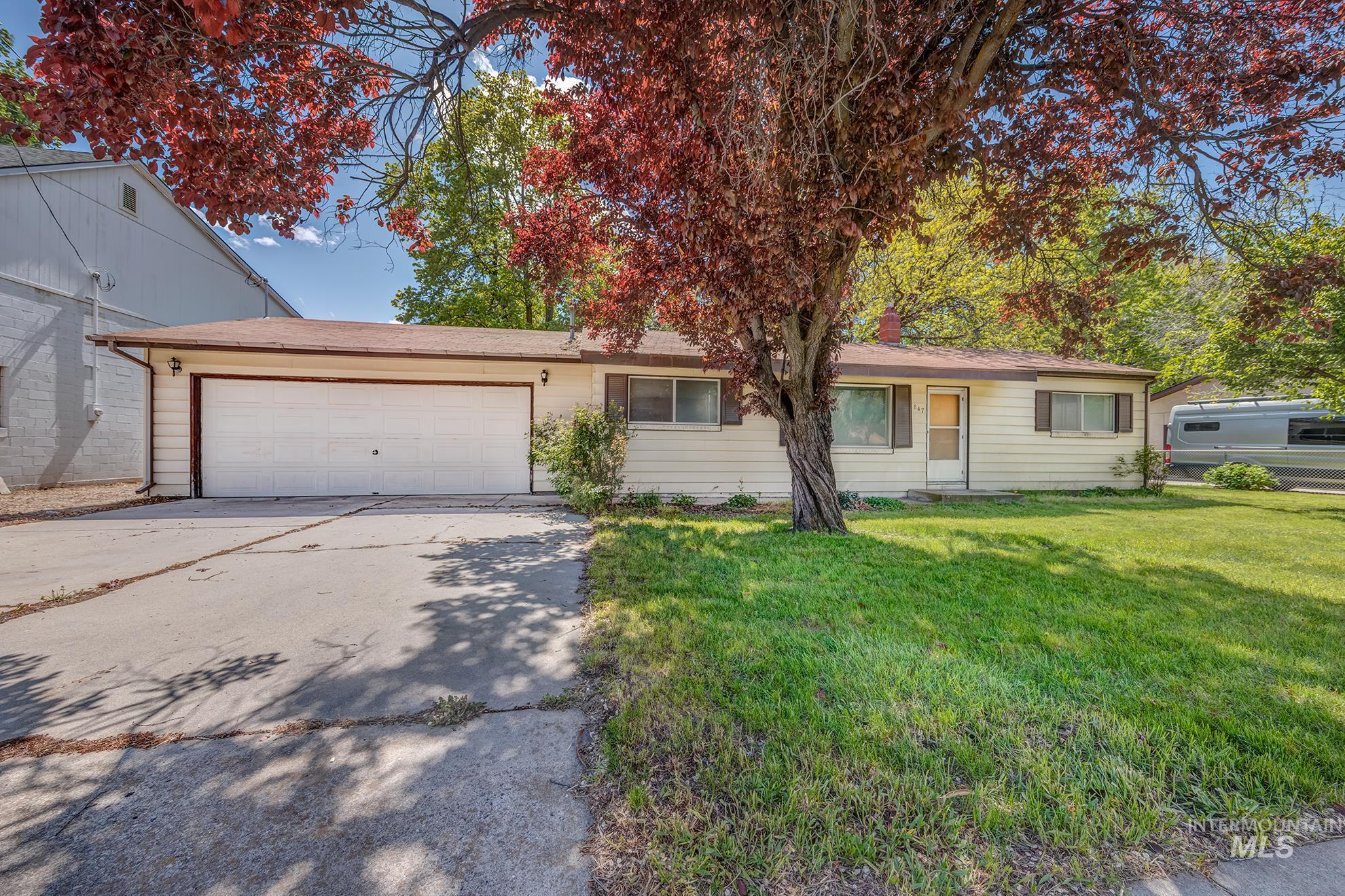 847 W Pine, Meridian, Idaho 83642, 3 Bedrooms, 1 Bathroom, Residential For Sale, Price $250,000,MLS 98984054