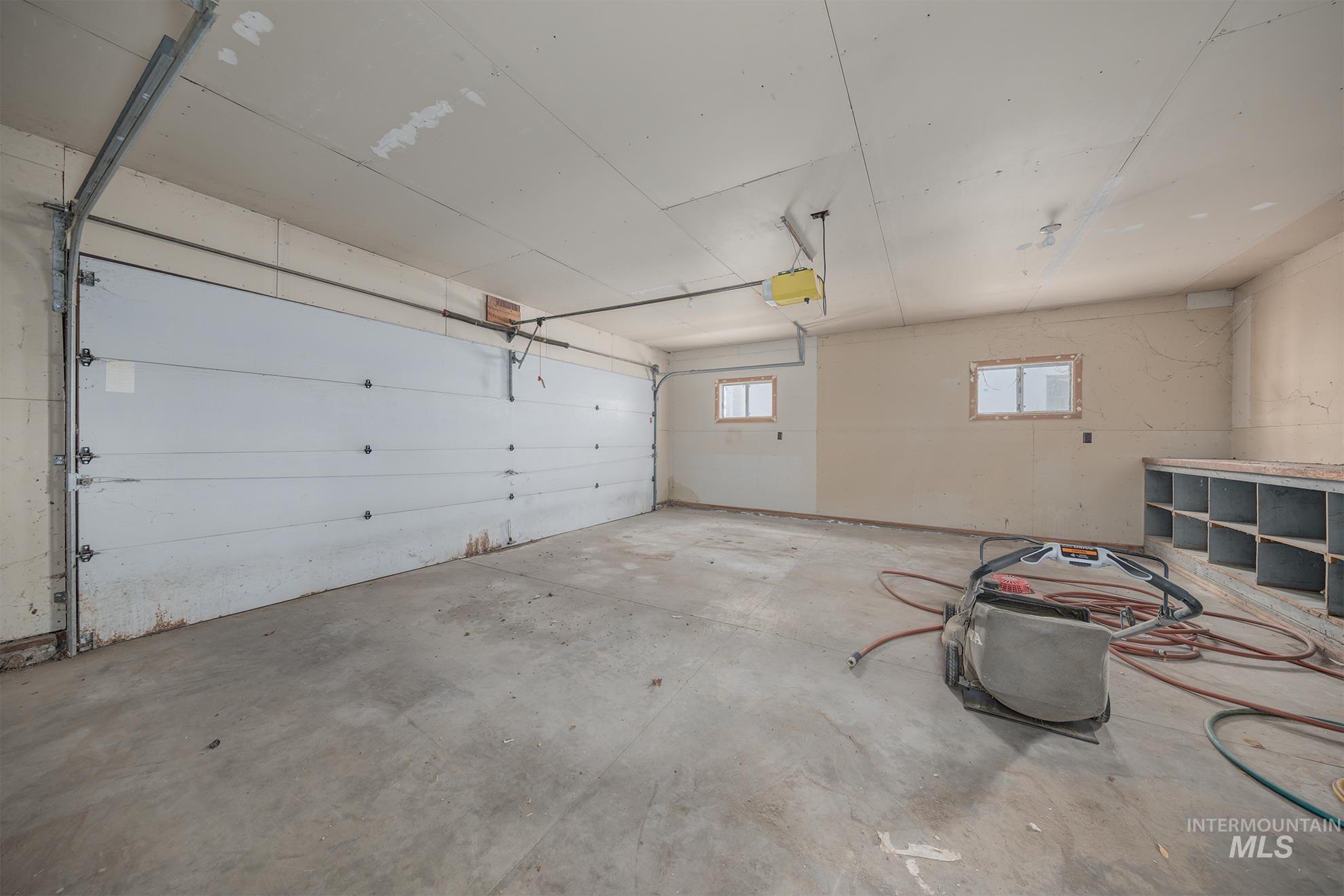 847 W Pine, Meridian, Idaho 83642, 3 Bedrooms, 1 Bathroom, Residential For Sale, Price $250,000,MLS 98984054