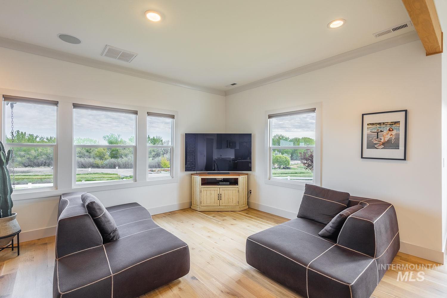 11171 Pump Rd, Nampa, Idaho 83686, 4 Bedrooms, 2.5 Bathrooms, Residential For Sale, Price $925,000, 98984055